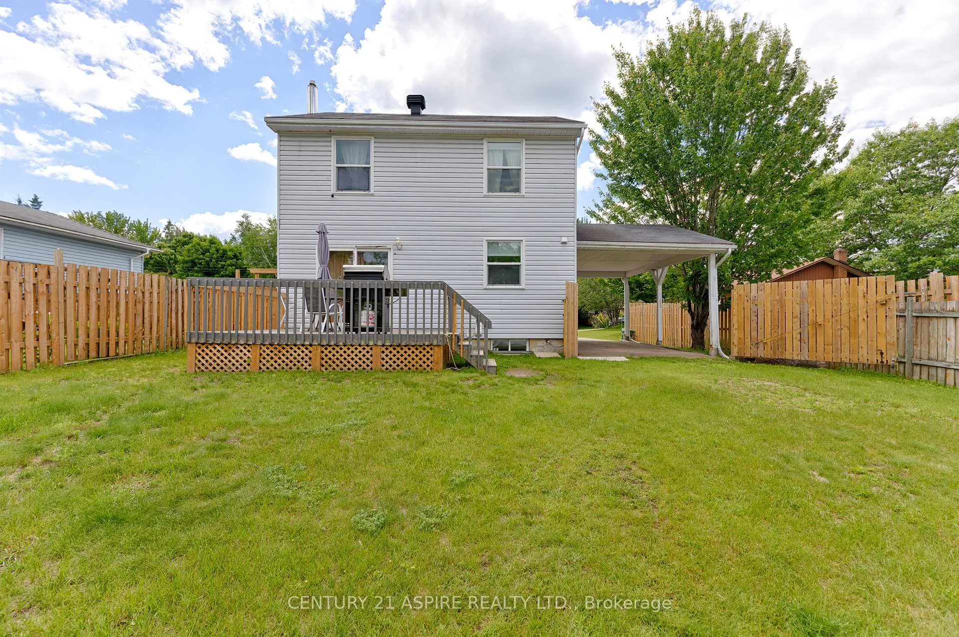Photo 33 of 2A Selkirk Street, Petawawa, Petawawa — HOMEH