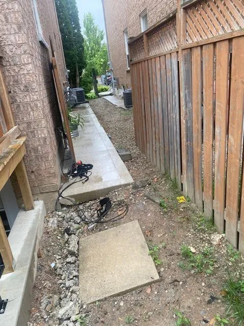 Photo 26 of 3816 Foxborough Trail, Mississauga, Lisgar — HOMEH