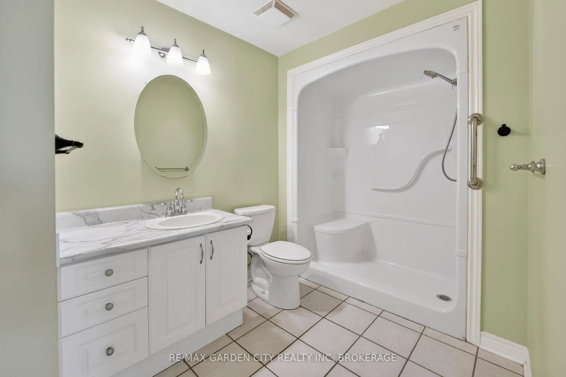 Photo 15 of Unit 9, 162 First Street, Welland, Lincoln/Crowland — HOMEH