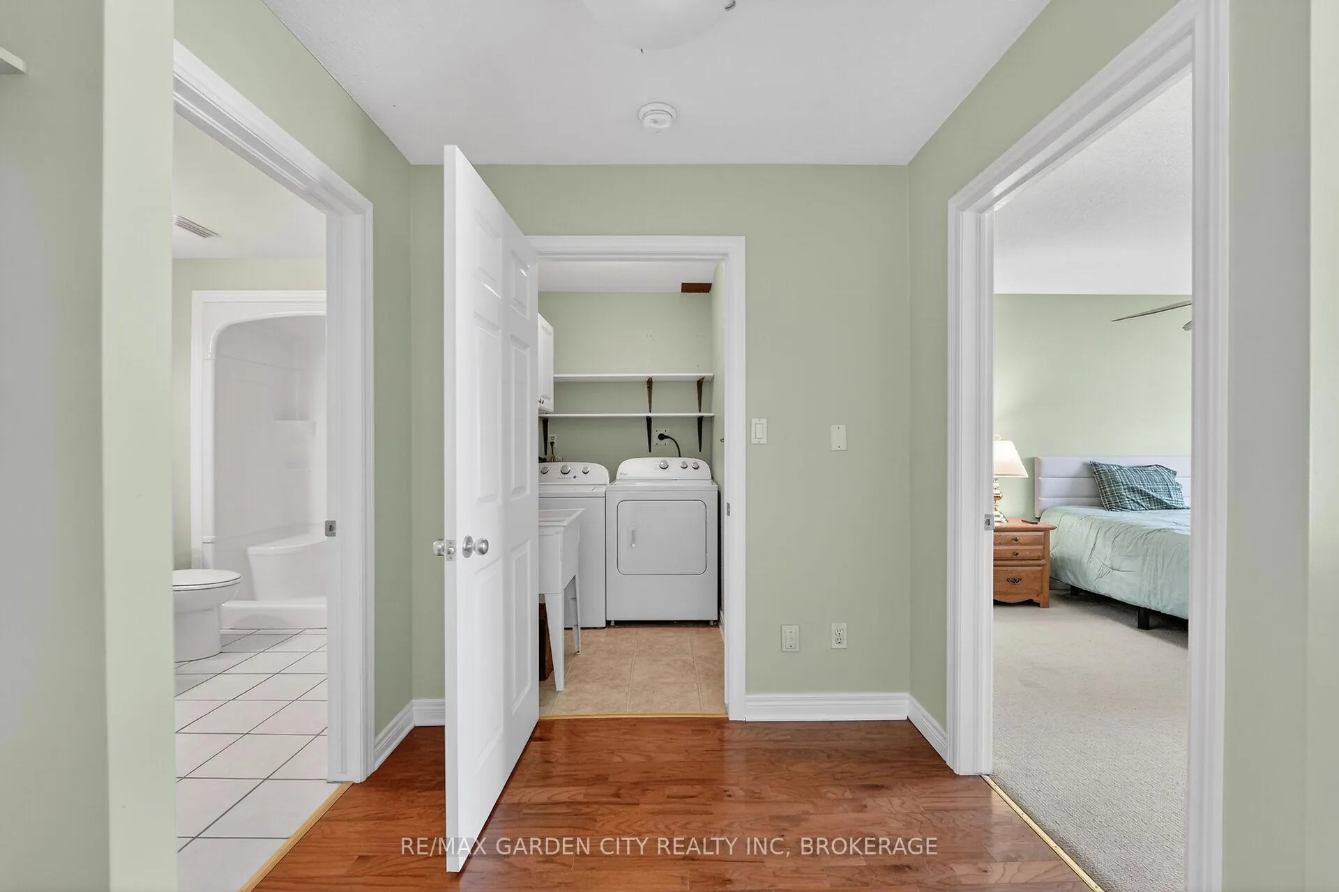 Photo 21 of Unit 9, 162 First Street, Welland, Lincoln/Crowland — HOMEH