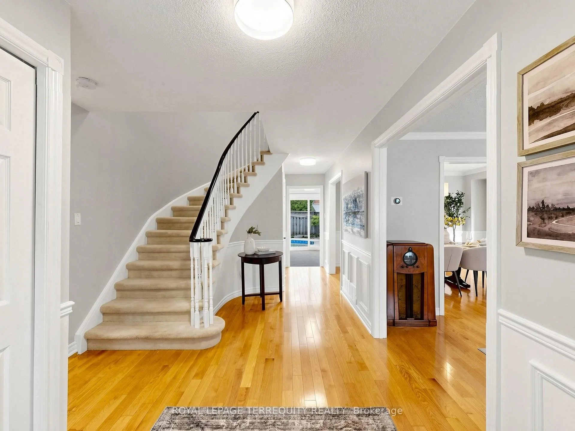 Photo 6 of 12 Maplewood Drive, Whitby, Blue Grass Meadows — HOMEH