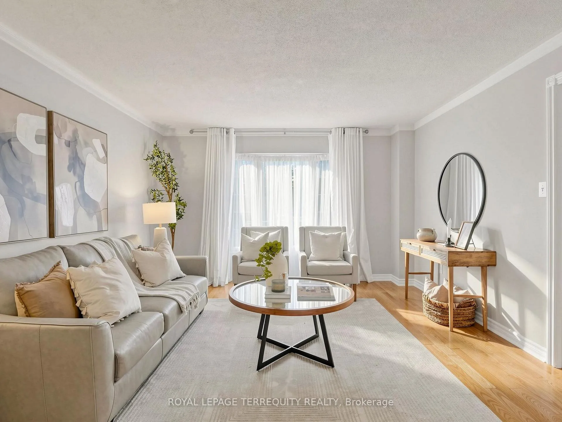 Photo 8 of 12 Maplewood Drive, Whitby, Blue Grass Meadows — HOMEH