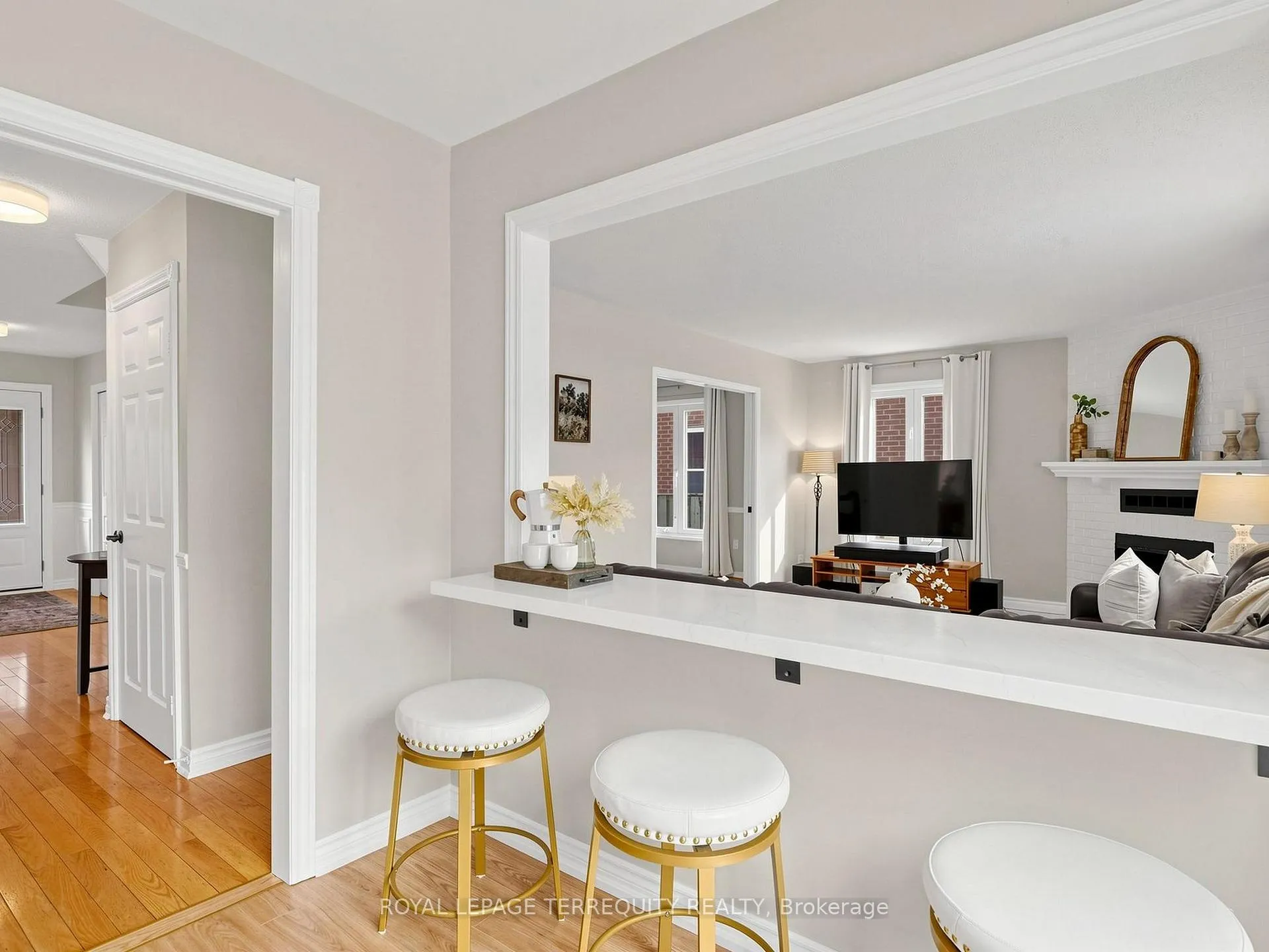 Photo 17 of 12 Maplewood Drive, Whitby, Blue Grass Meadows — HOMEH