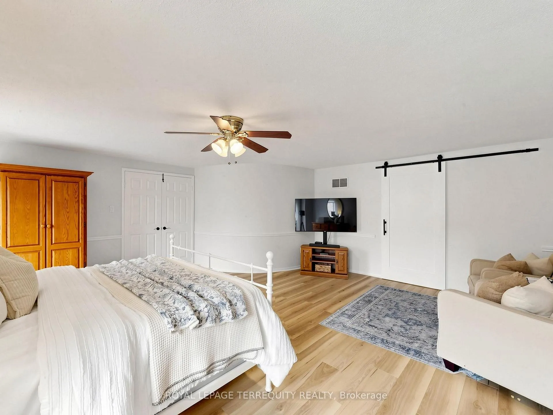 Photo 32 of 12 Maplewood Drive, Whitby, Blue Grass Meadows — HOMEH