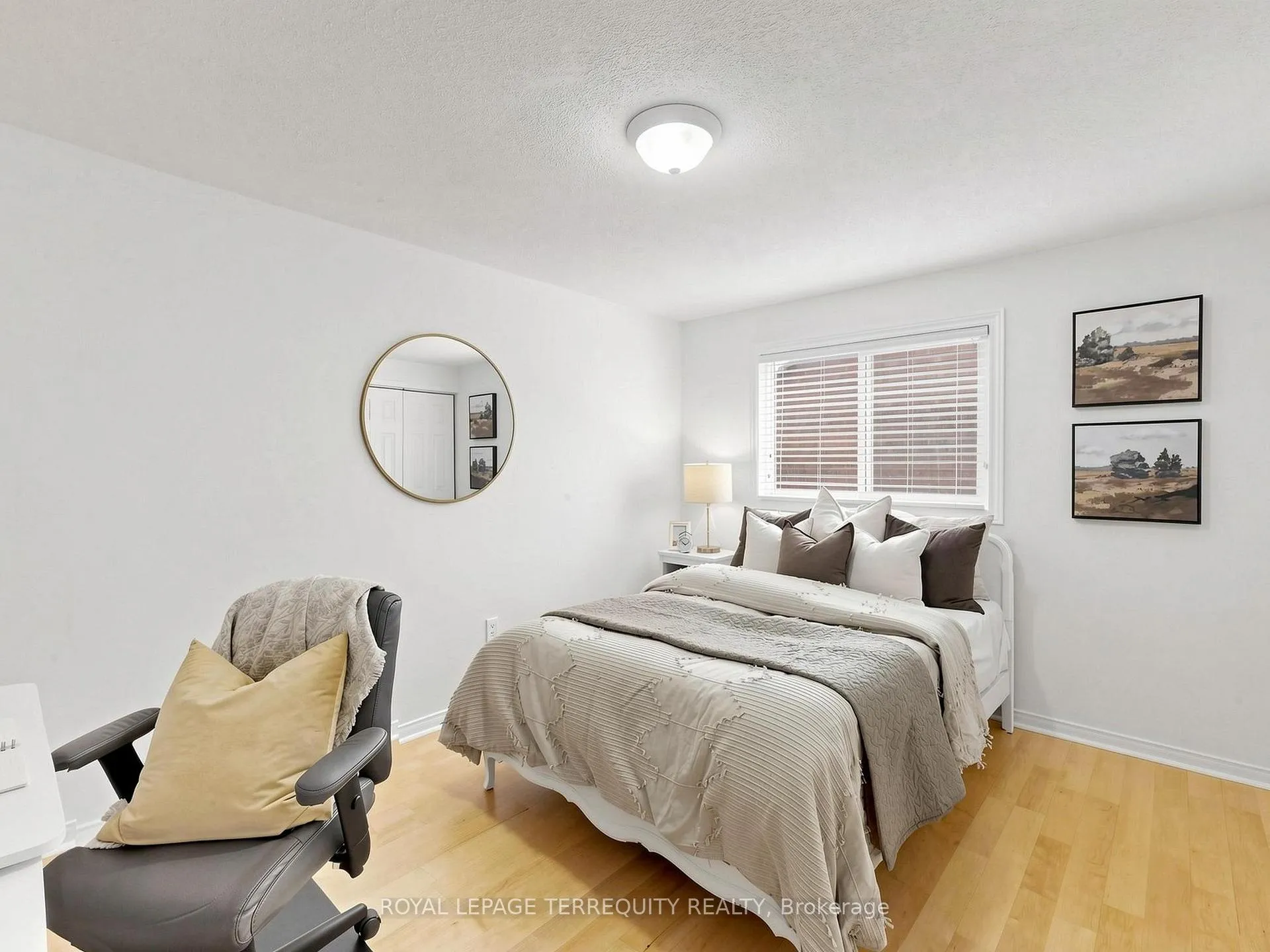 Photo 42 of 12 Maplewood Drive, Whitby, Blue Grass Meadows — HOMEH