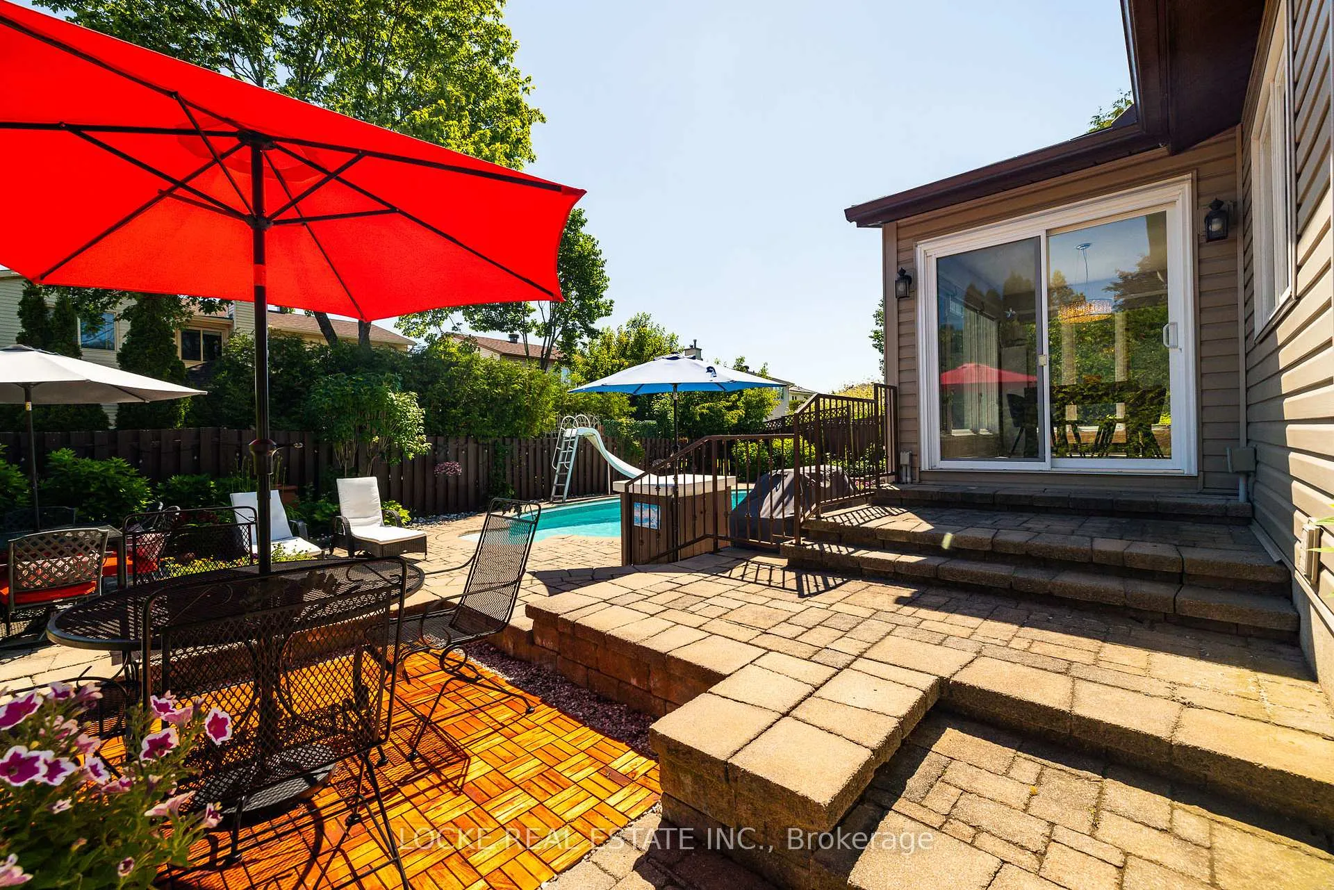 Photo 45 of 1821 Woodhaven Heights, Ottawa, Queenswood Heights South — HOMEH
