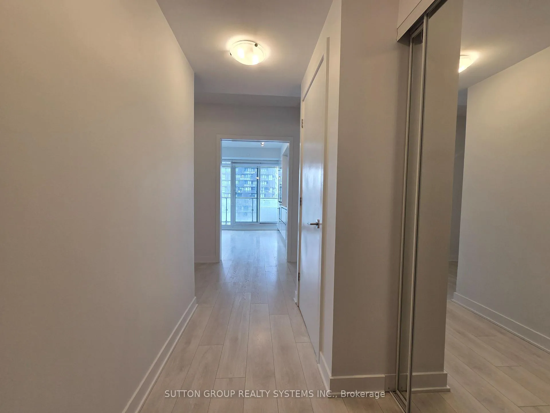 Photo 5 of Unit 1601, 2221 Yonge Street, Toronto, Mount Pleasant West — HOMEH