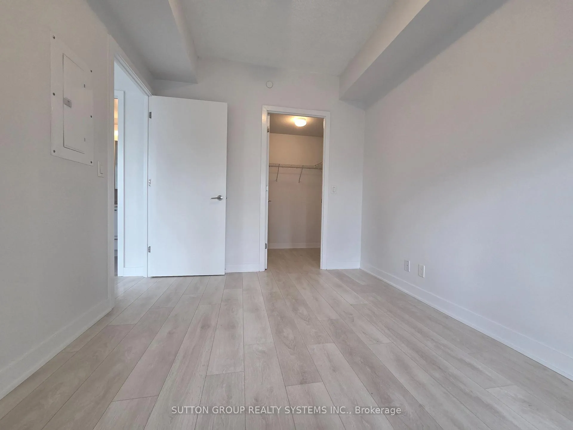 Photo 17 of Unit 1601, 2221 Yonge Street, Toronto, Mount Pleasant West — HOMEH