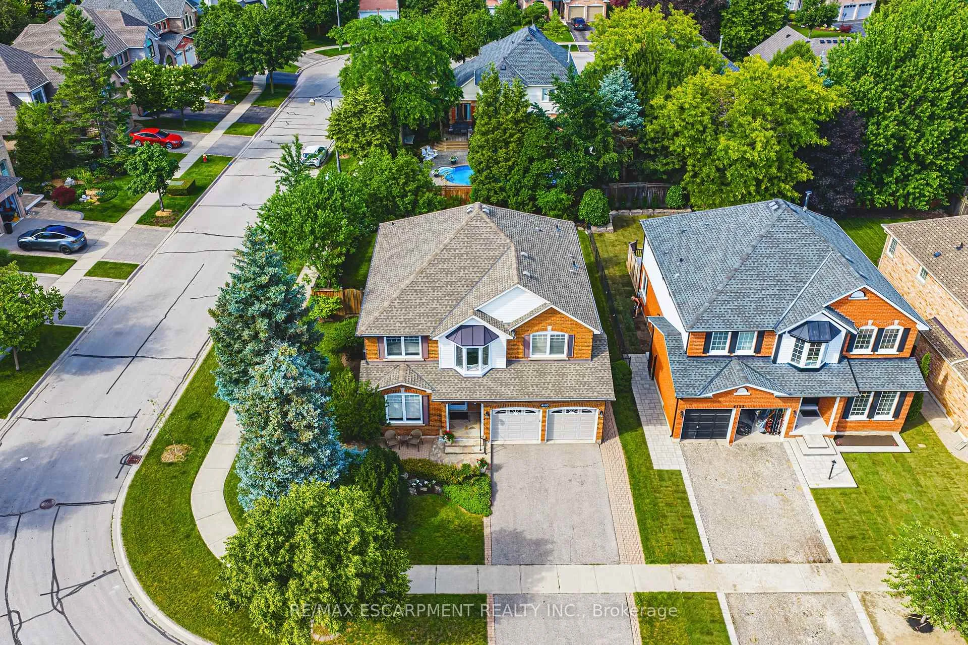 Photo 2 of 4153 Vermont Crescent, Burlington, Rose — HOMEH
