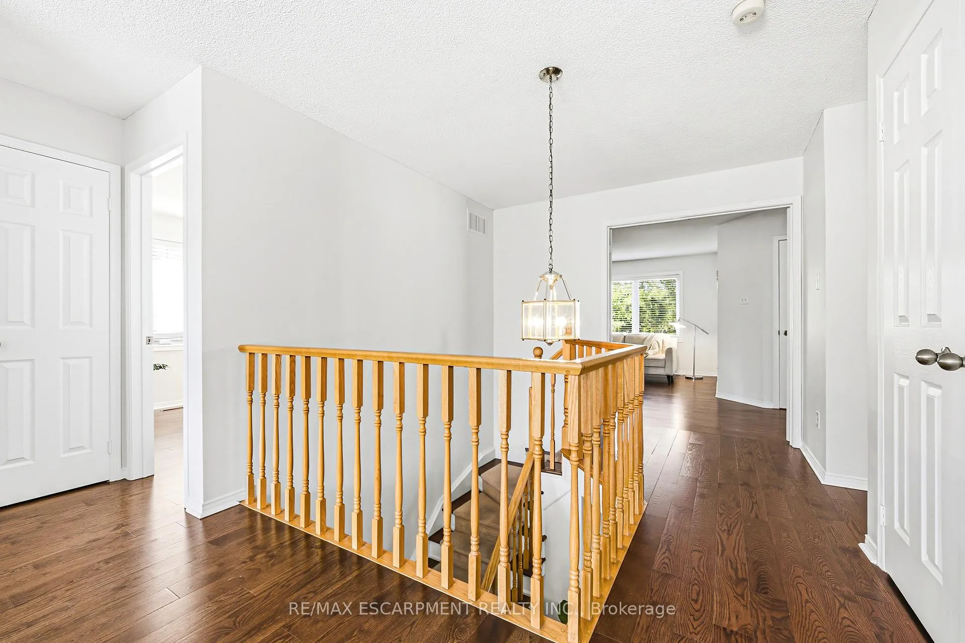 Photo 21 of 4153 Vermont Crescent, Burlington, Rose — HOMEH