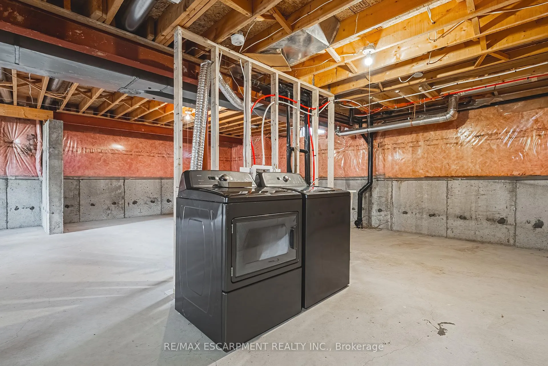 Photo 36 of 4153 Vermont Crescent, Burlington, Rose — HOMEH