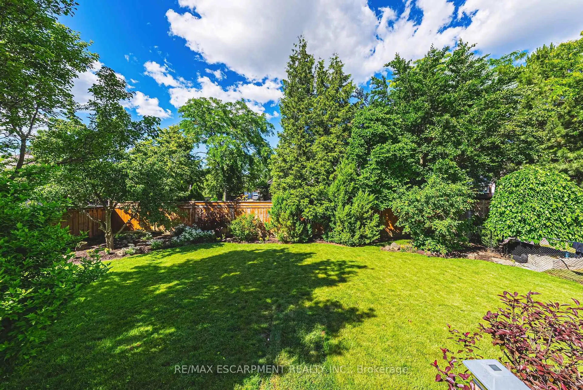 Photo 42 of 4153 Vermont Crescent, Burlington, Rose — HOMEH