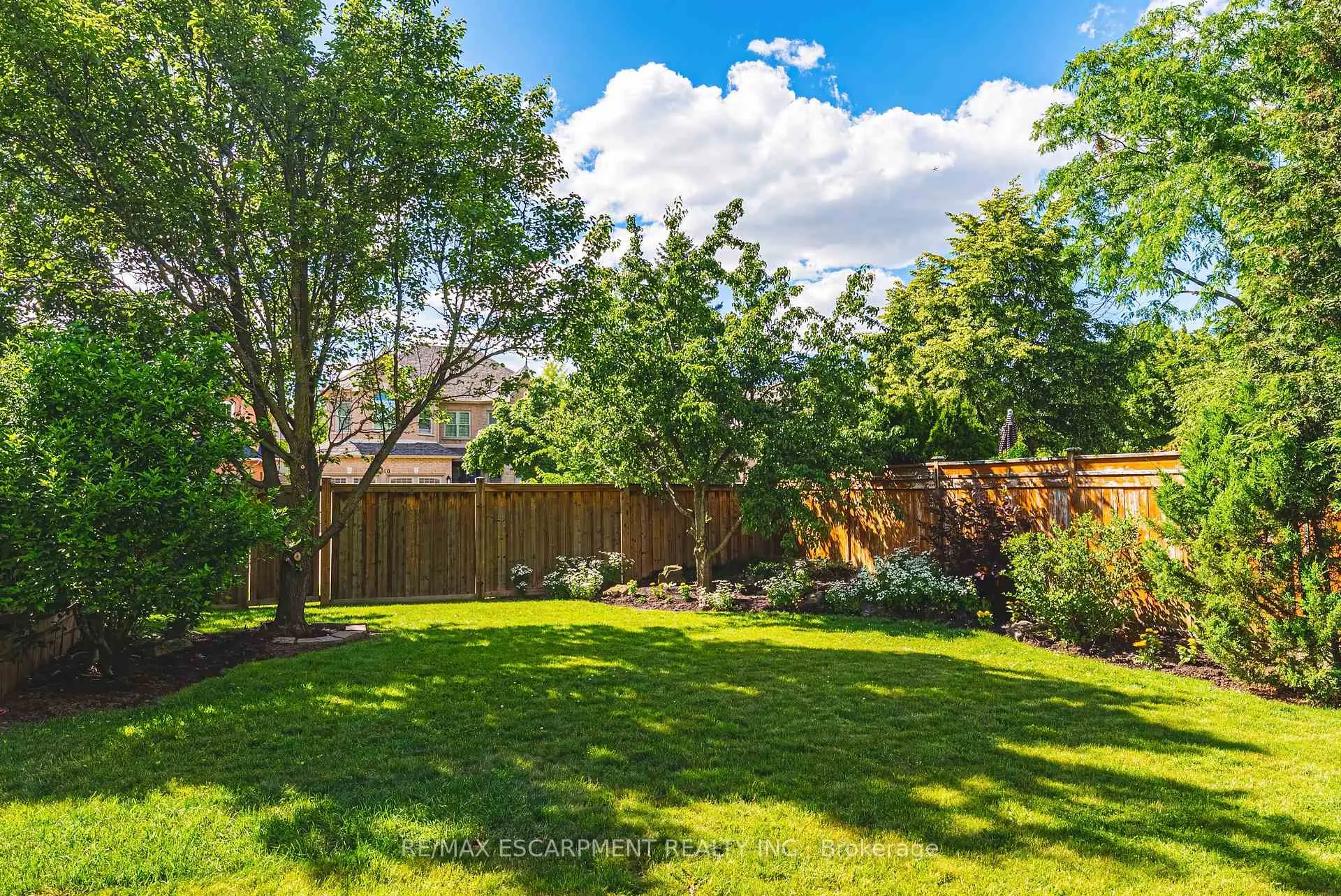 Photo 44 of 4153 Vermont Crescent, Burlington, Rose — HOMEH