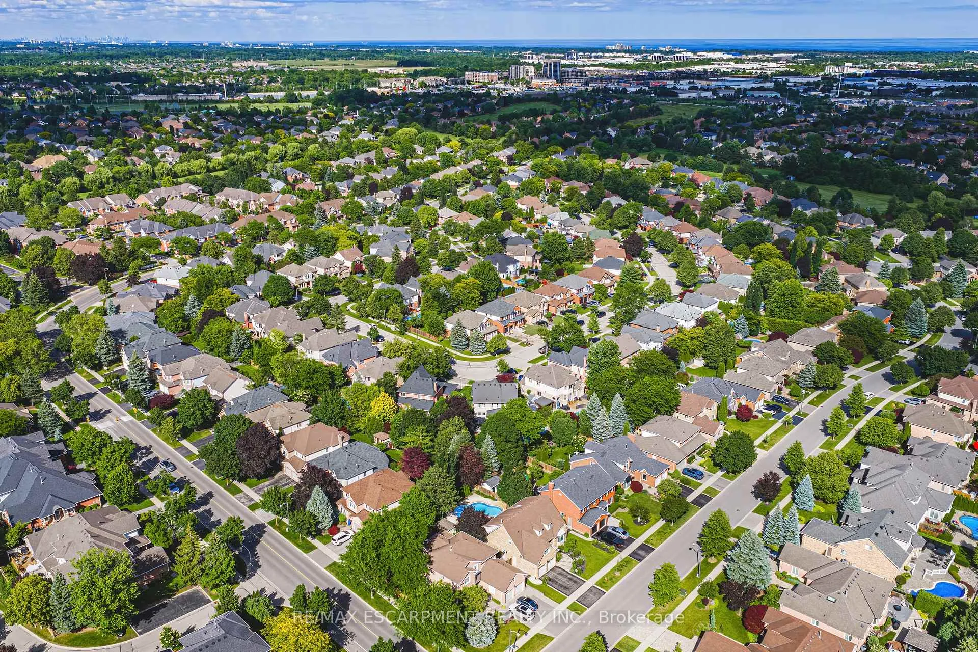 Photo 47 of 4153 Vermont Crescent, Burlington, Rose — HOMEH