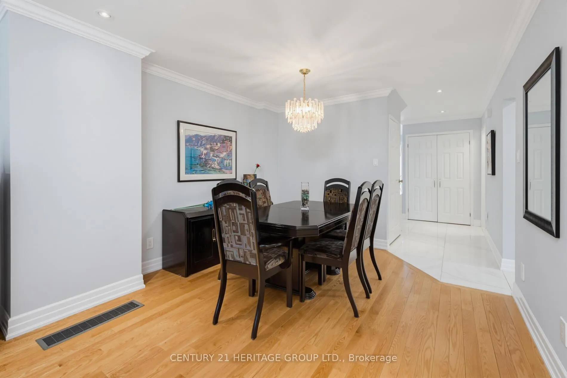 Photo 5 of 161 Hetherington Crescent, Vaughan, Brownridge — HOMEH