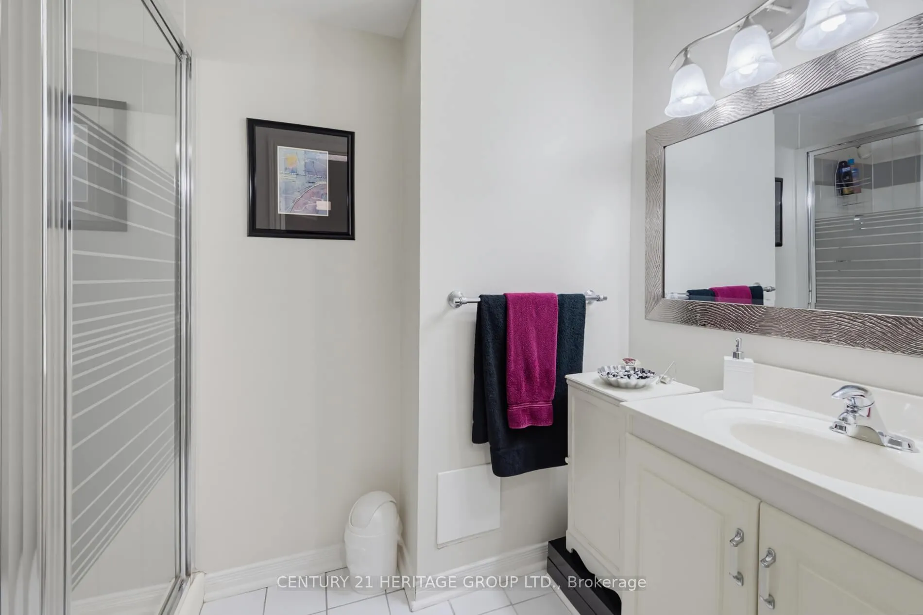 Photo 21 of 161 Hetherington Crescent, Vaughan, Brownridge — HOMEH