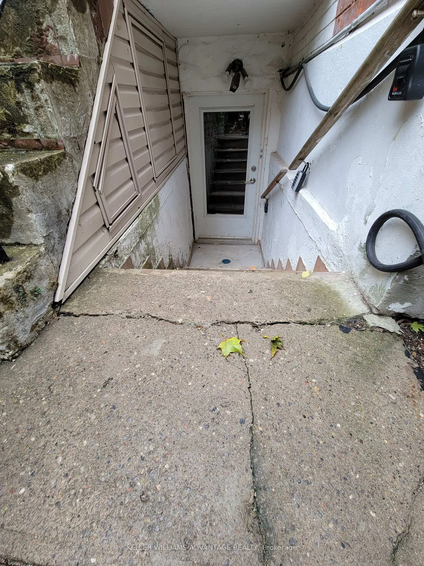 Photo 3 of Unit Basement, 190 Lauder Avenue, Toronto, Oakwood Village — HOMEH