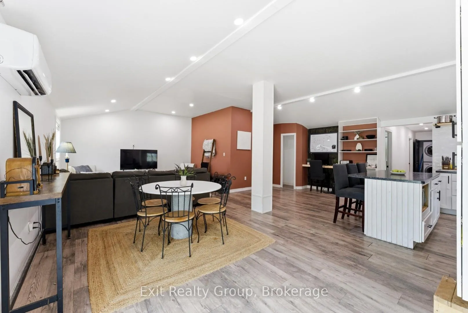 Photo 15 of 54 Paradise Road, Marmora and Lake, Marmora Ward — HOMEH