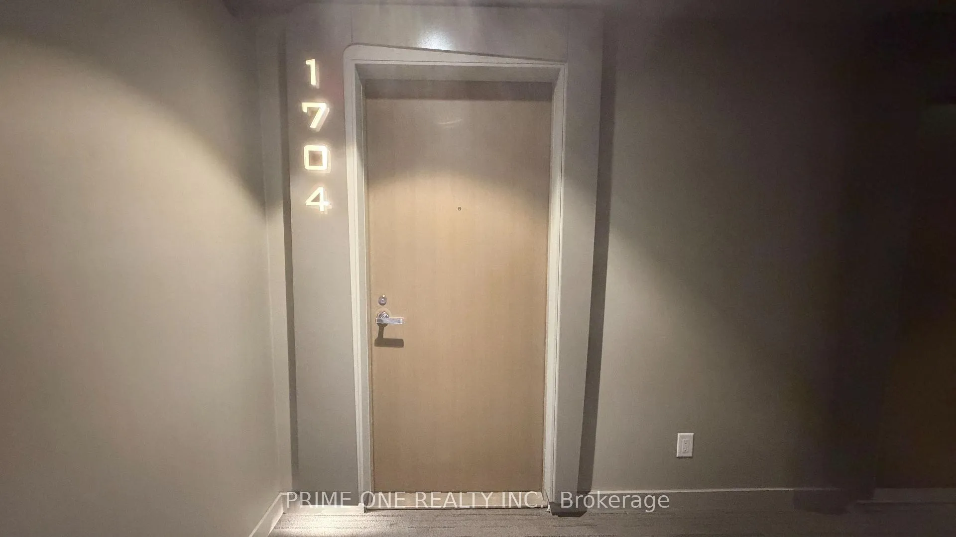 Photo 3 of Unit 1704, 1 Bloor Street E, Toronto, Church-Yonge Corridor — HOMEH