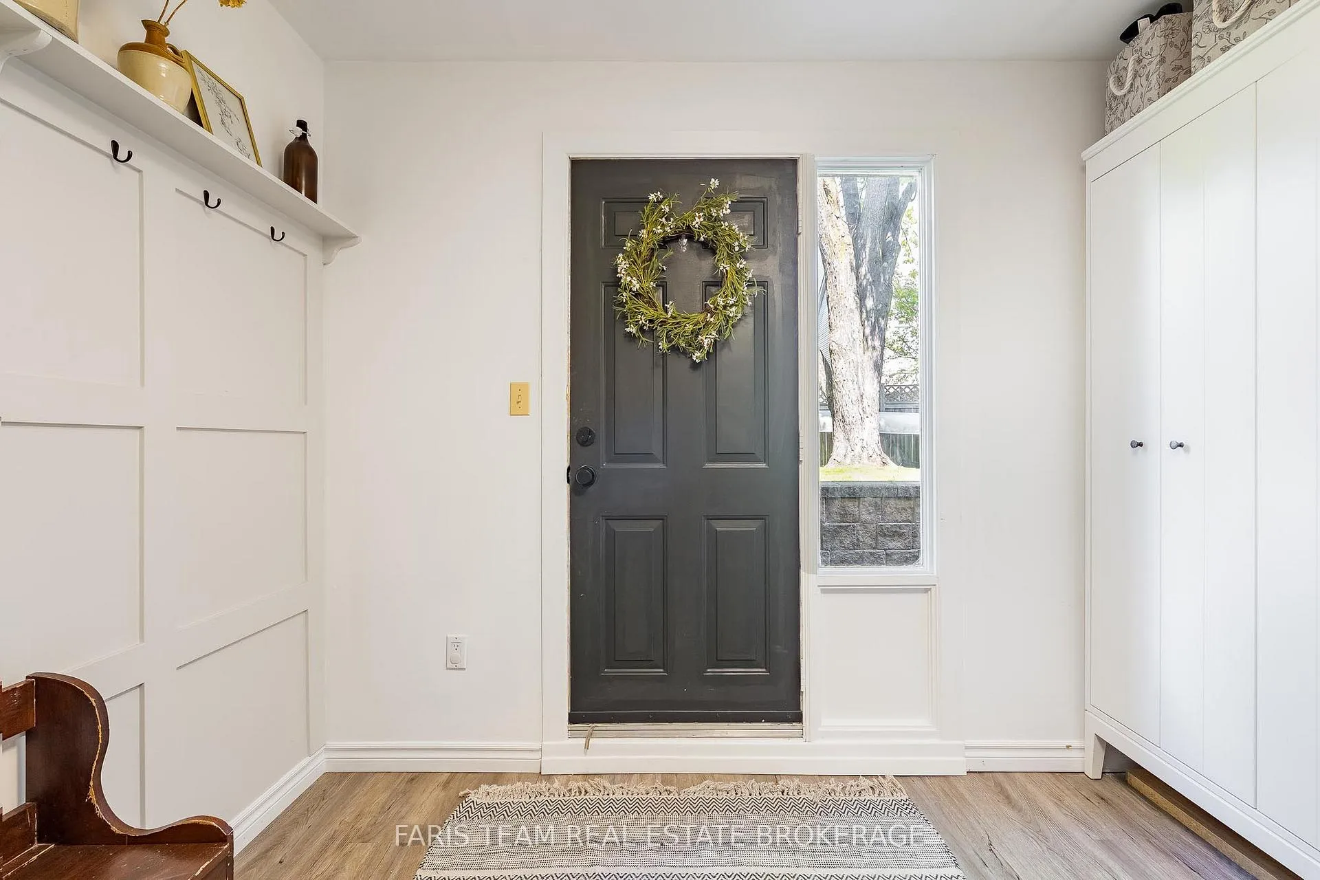 Photo 22 of 21 Maplehurst Crescent, Barrie, Cundles East — HOMEH