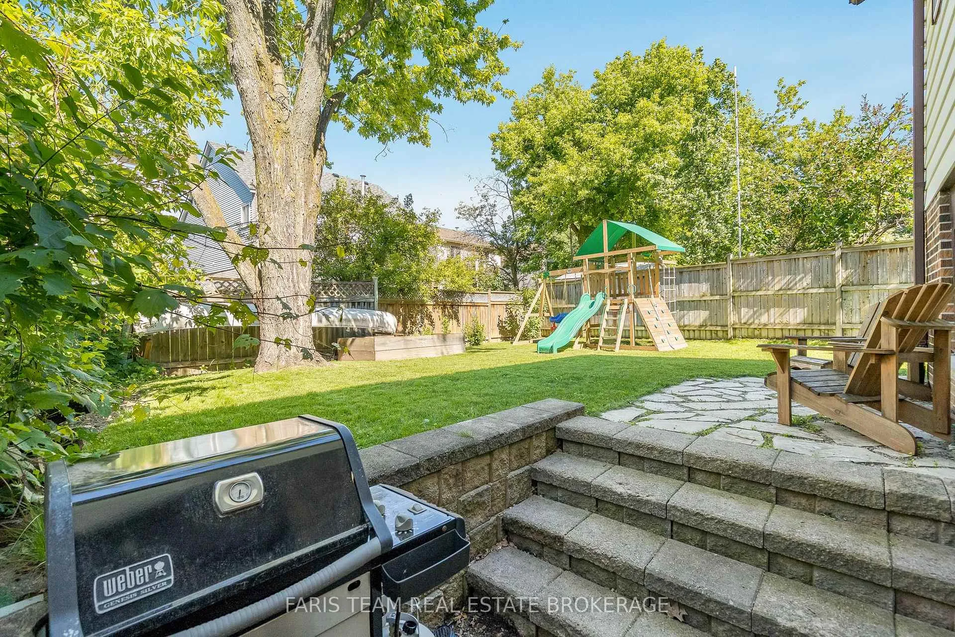 Photo 33 of 21 Maplehurst Crescent, Barrie, Cundles East — HOMEH