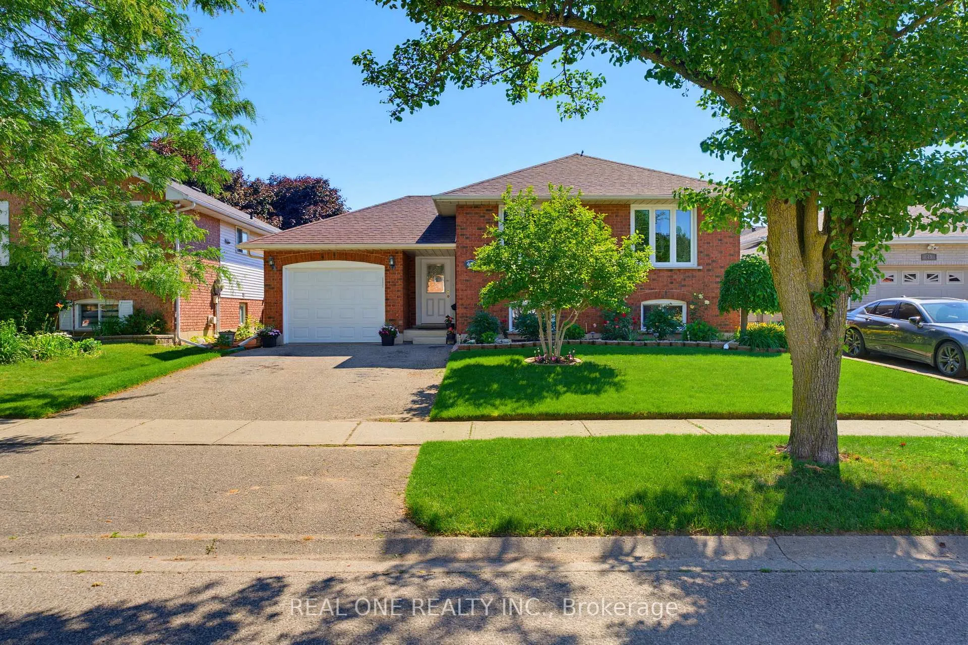 Front of 47 Trillium Way