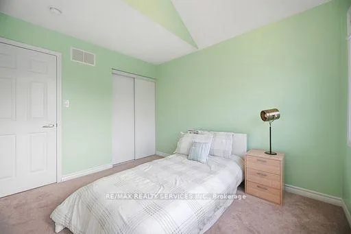 Photo 26 of 25 Bannister Crescent, Brampton, Northwest Brampton — HOMEH