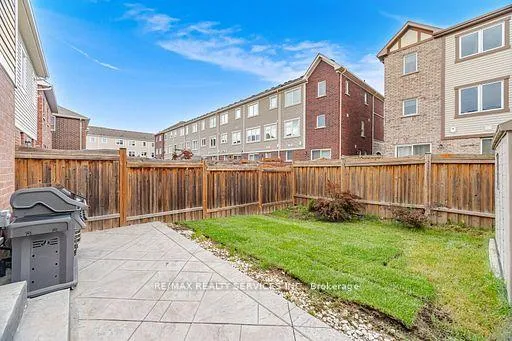 Photo 48 of 25 Bannister Crescent, Brampton, Northwest Brampton — HOMEH