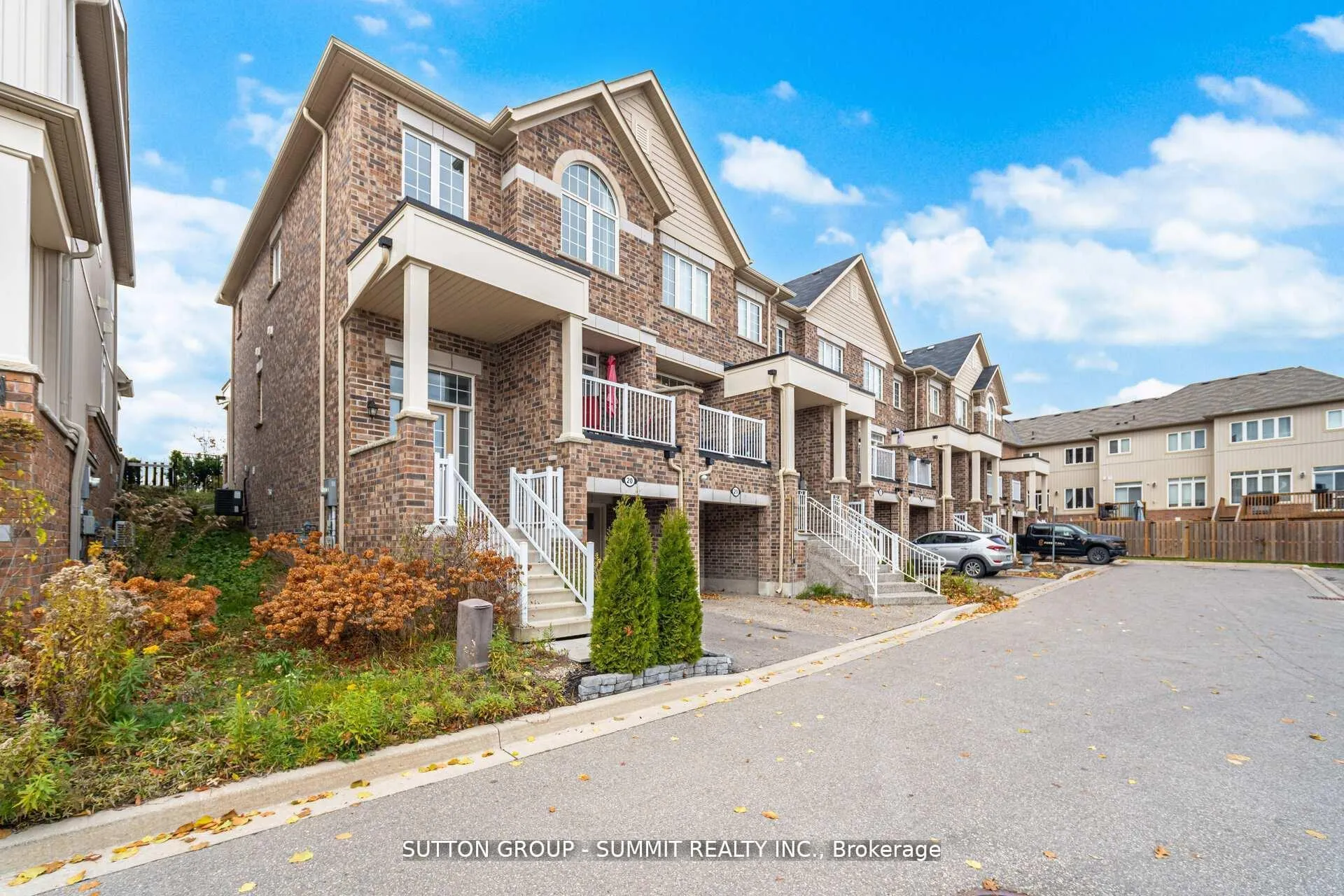 Photo 3 of Unit 20, 172 Parkinson Crescent, Orangeville — HOMEH