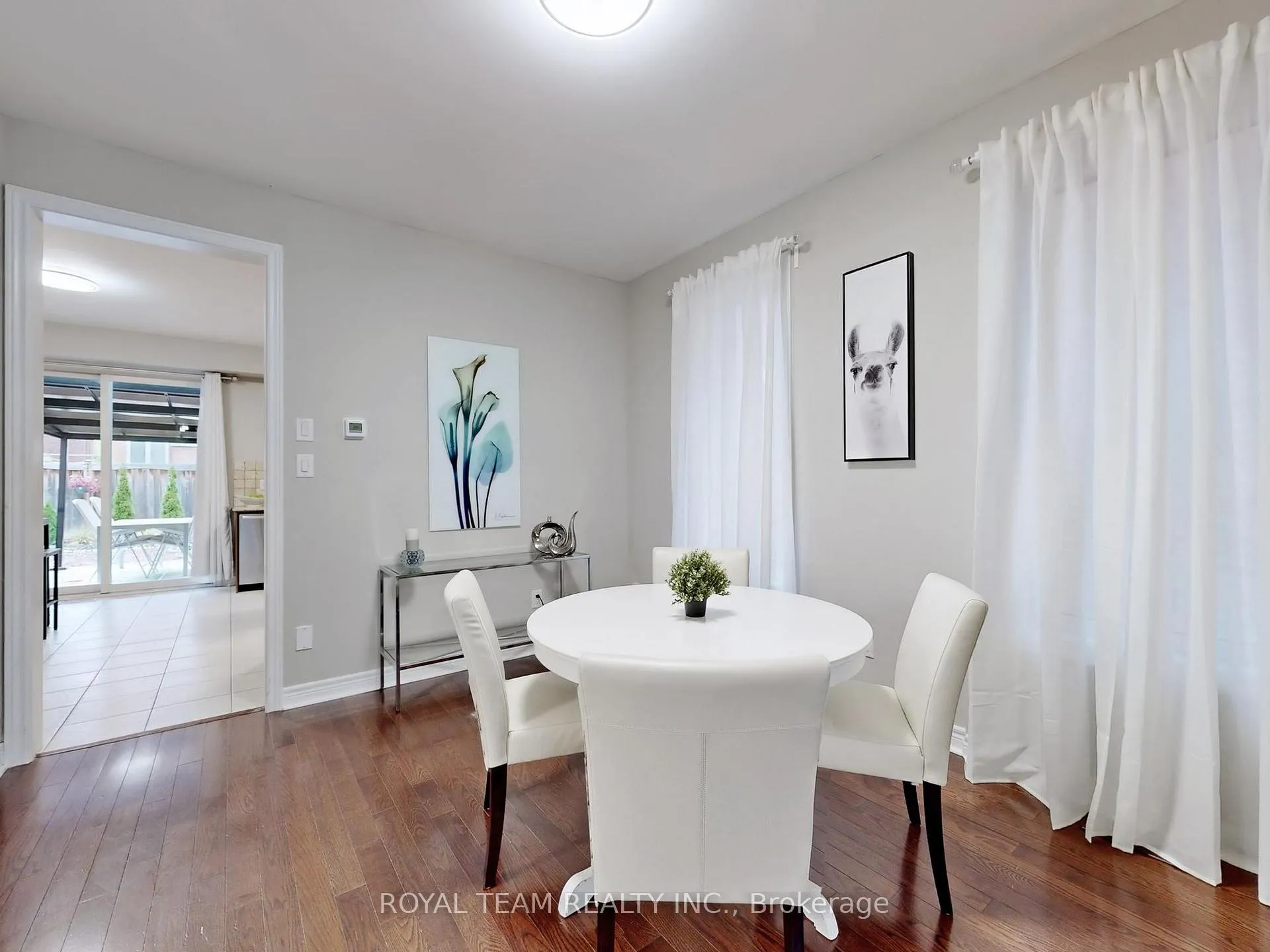 Photo 8 of 4 Church View Avenue, Markham, Victoria Manor-Jennings Gate — HOMEH