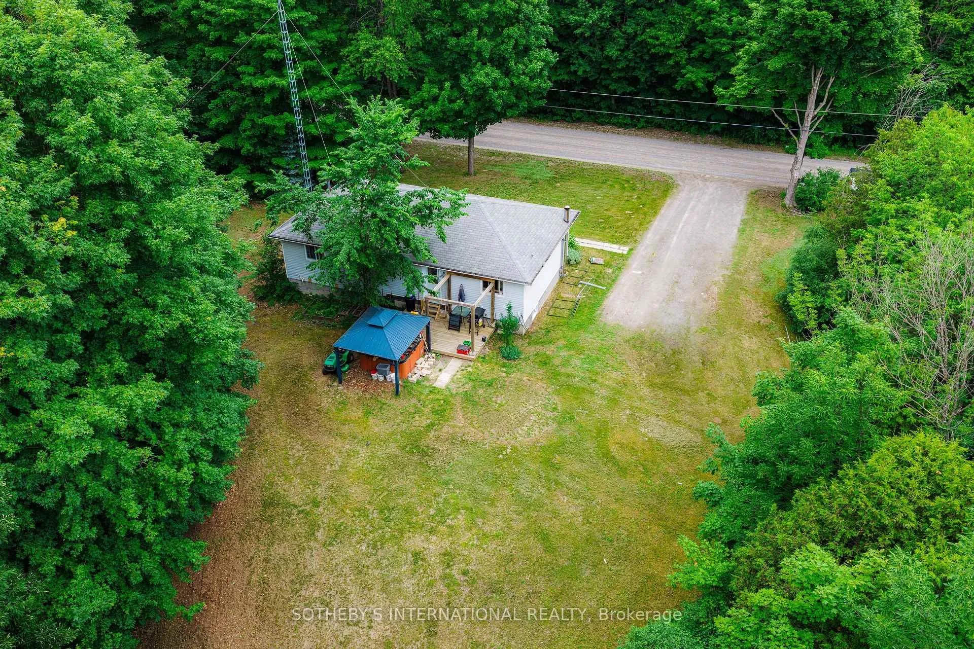 Photo 25 of 8690 Kyle Road, Augusta, Augusta Twp — HOMEH