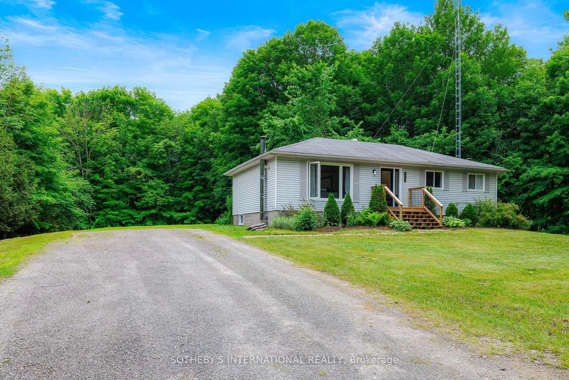 Photo 4 of 8690 Kyle Road, Augusta, Augusta Twp — HOMEH