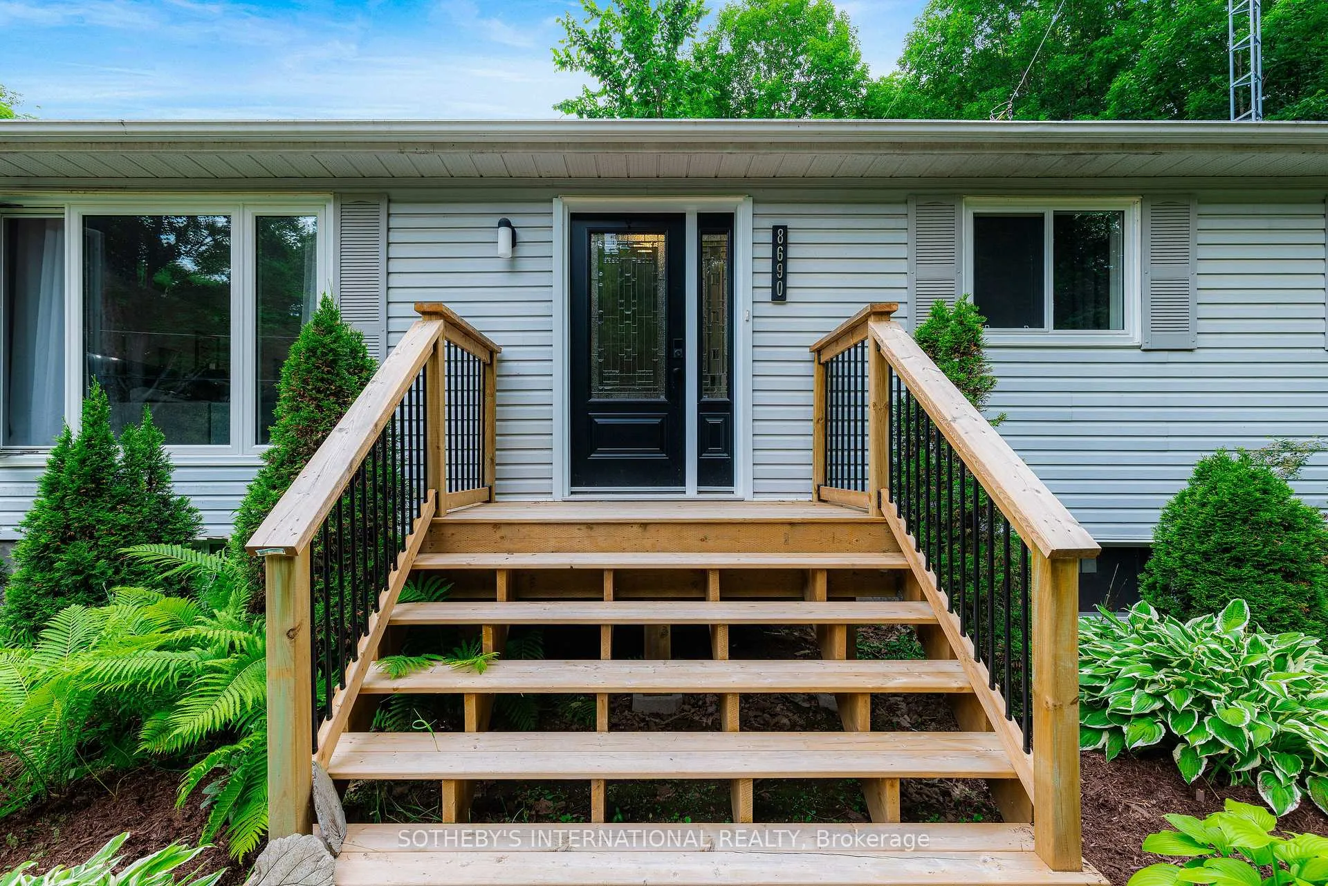 Photo 5 of 8690 Kyle Road, Augusta, Augusta Twp — HOMEH