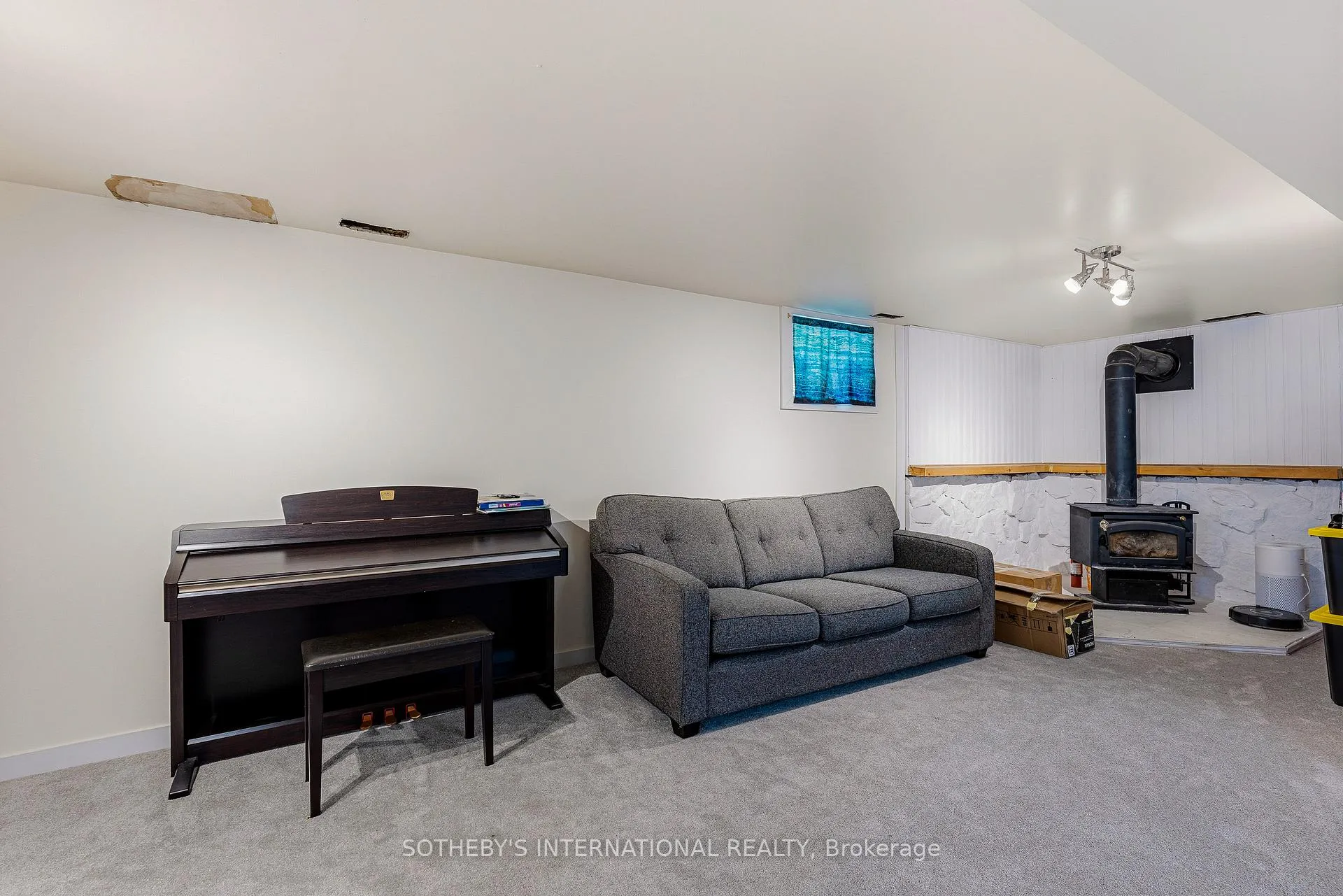 Photo 17 of 8690 Kyle Road, Augusta, Augusta Twp — HOMEH