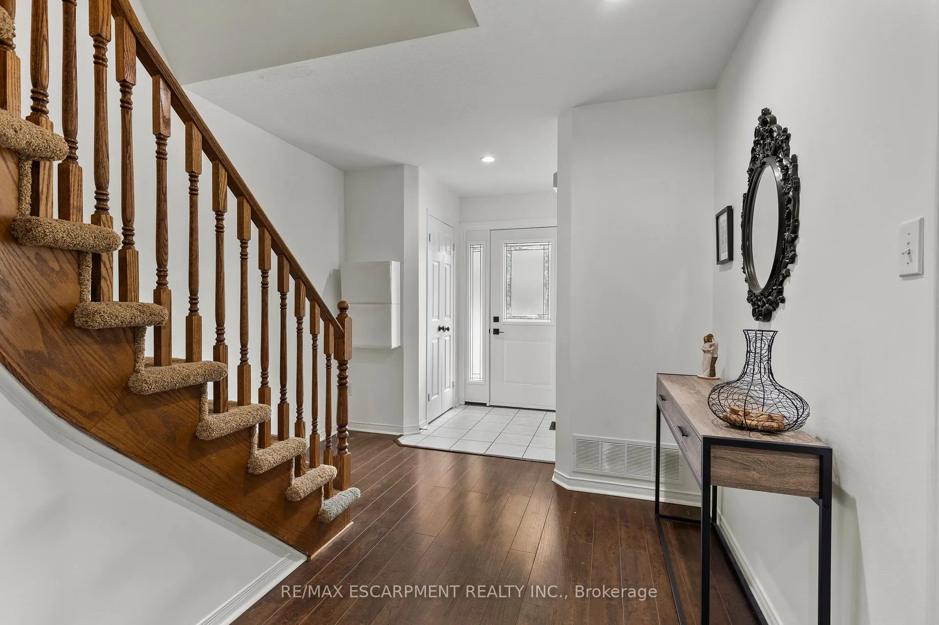 Photo 3 of Unit 9, 2110 Headon Road, Burlington, Headon — HOMEH