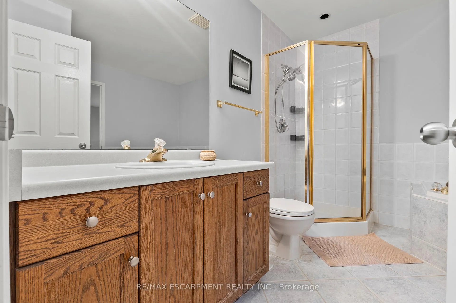 Photo 17 of Unit 9, 2110 Headon Road, Burlington, Headon — HOMEH