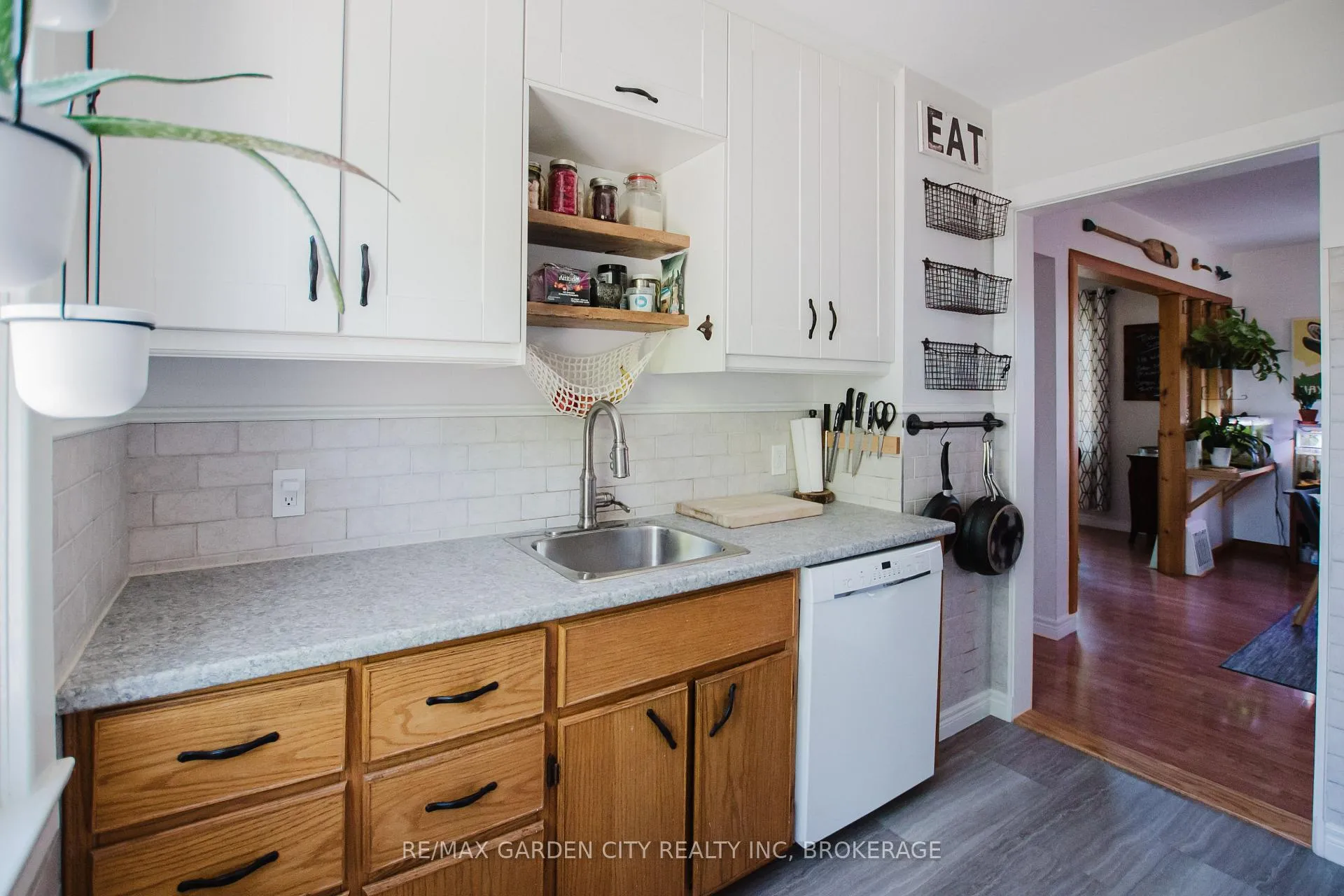Photo 15 of 9 Blain Place, St. Catharines, E. Chester — HOMEH