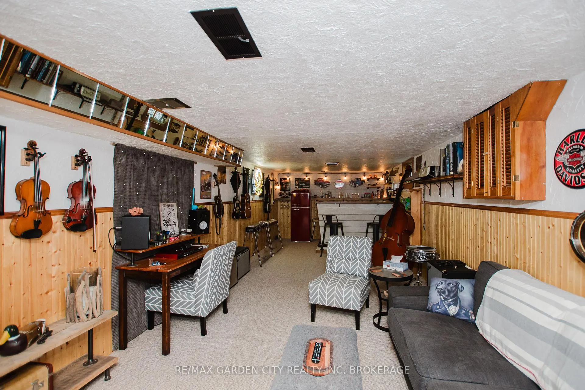 Photo 22 of 9 Blain Place, St. Catharines, E. Chester — HOMEH