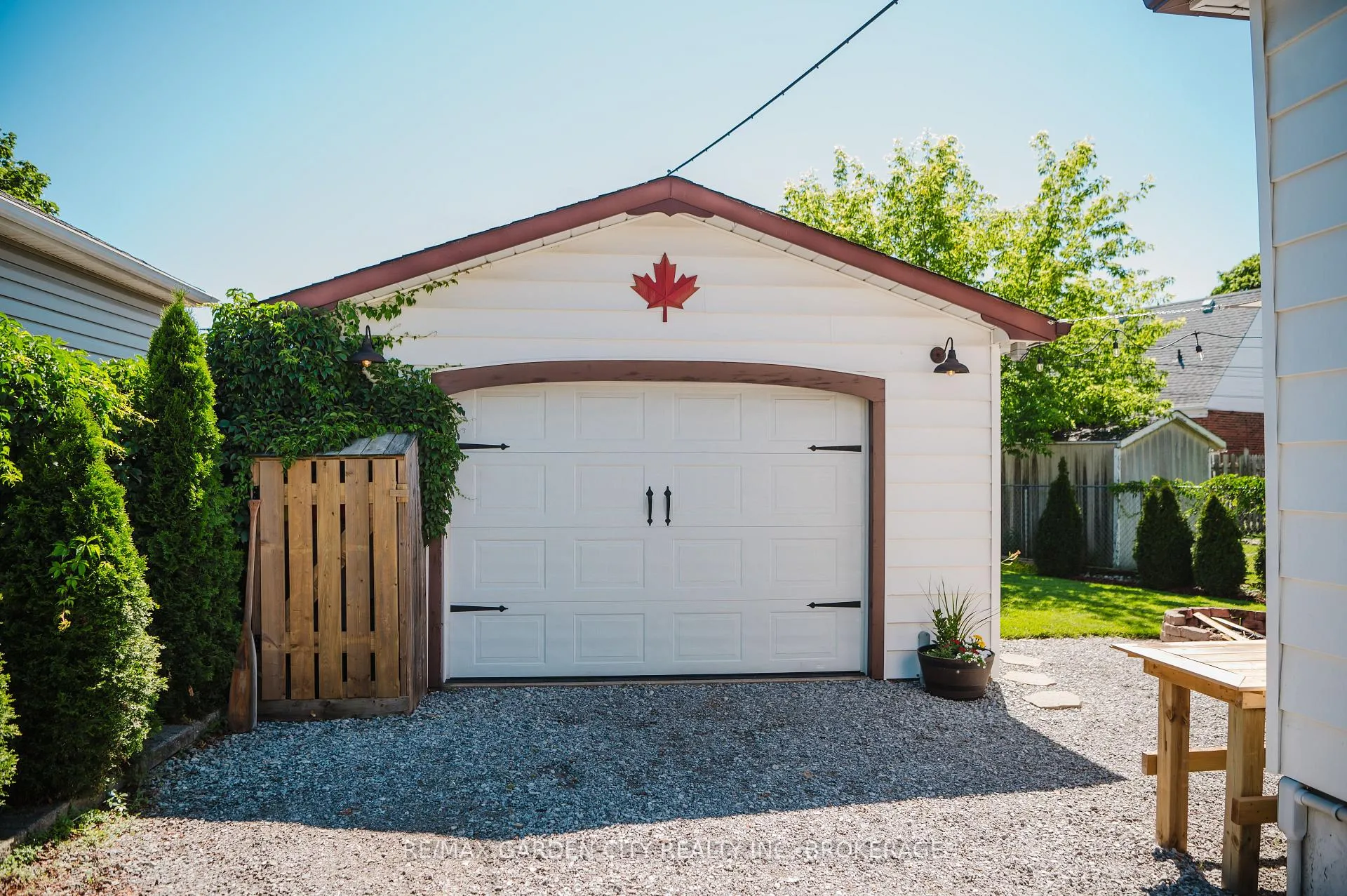 Photo 36 of 9 Blain Place, St. Catharines, E. Chester — HOMEH