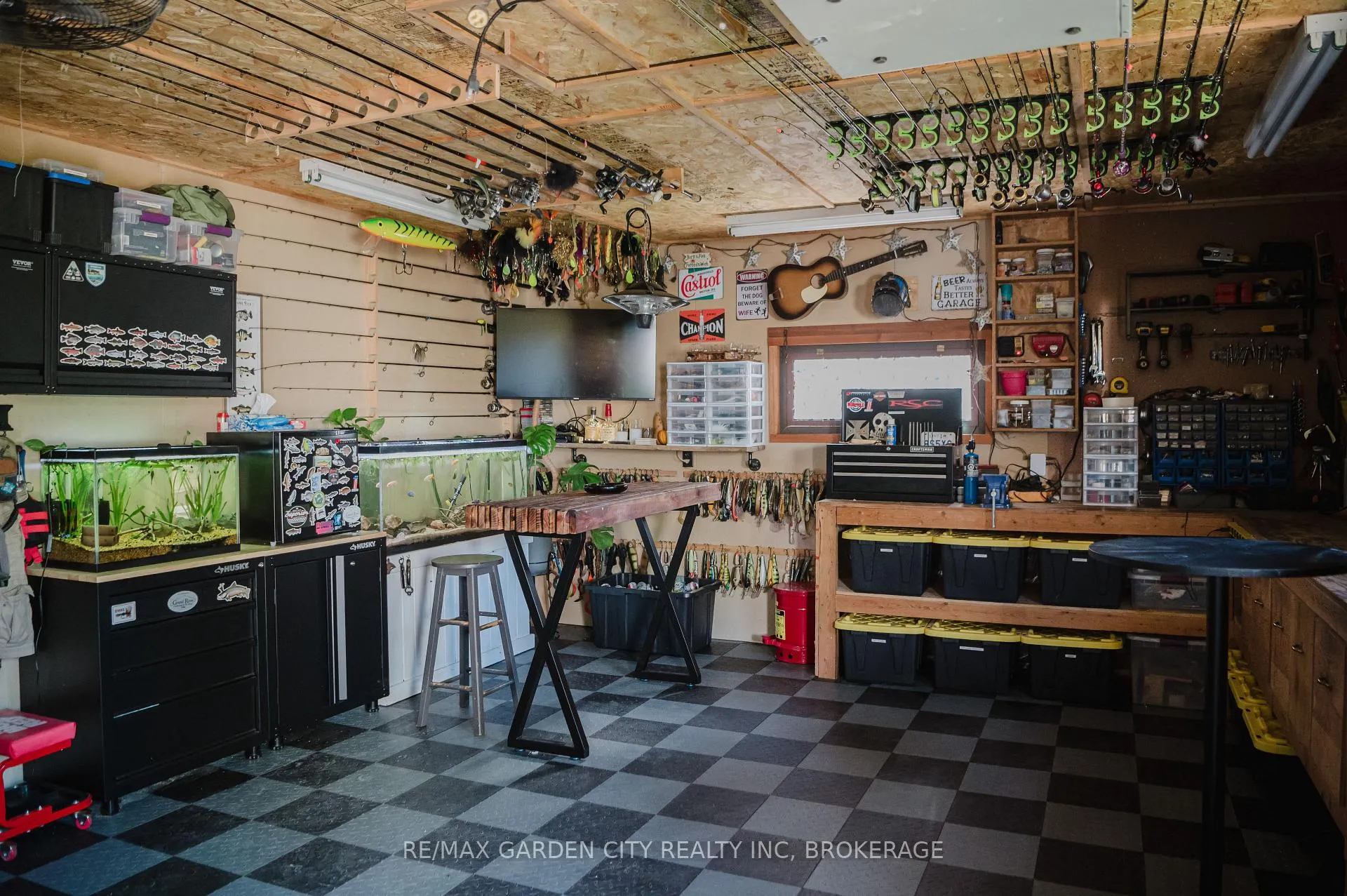 Photo 37 of 9 Blain Place, St. Catharines, E. Chester — HOMEH