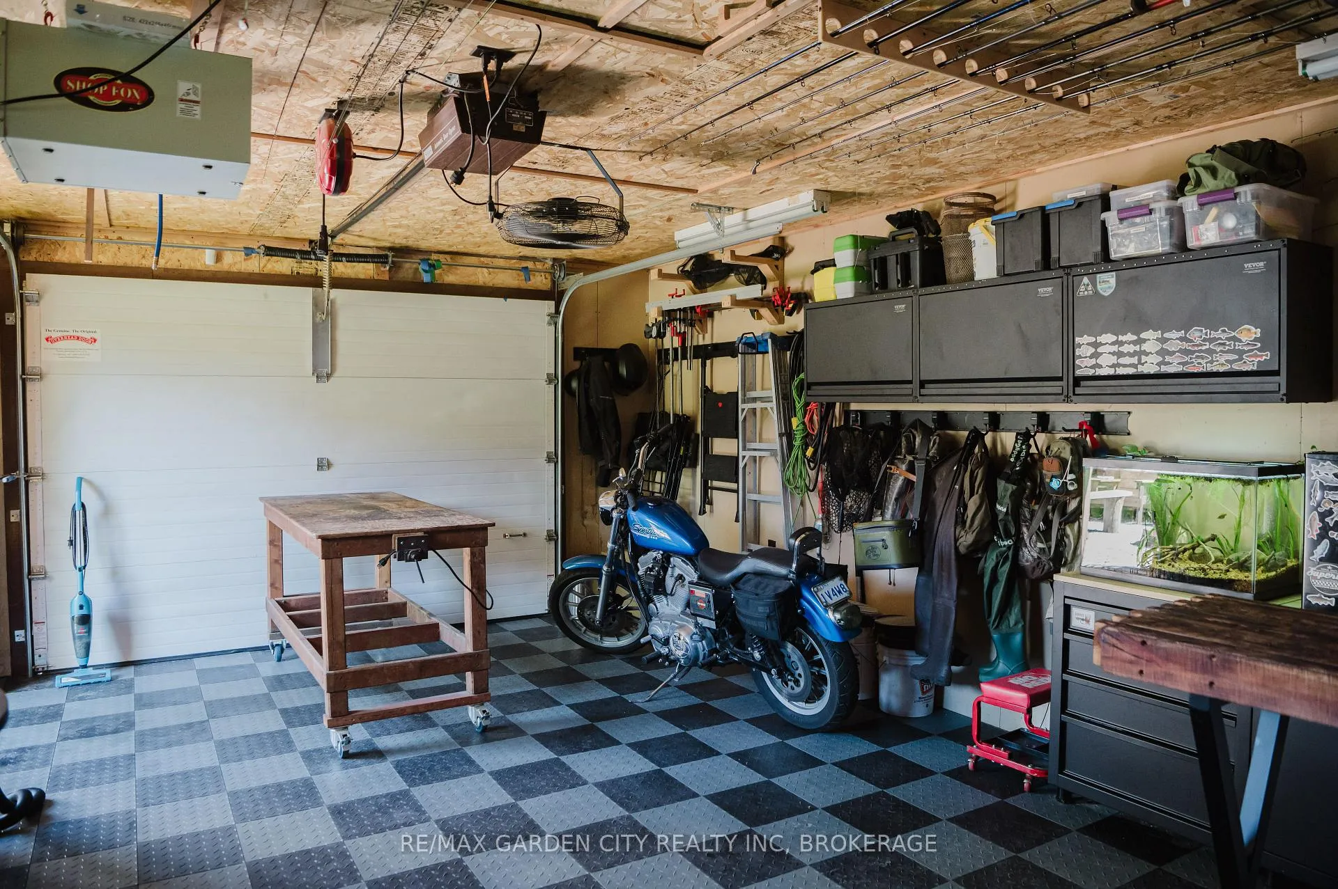 Photo 38 of 9 Blain Place, St. Catharines, E. Chester — HOMEH