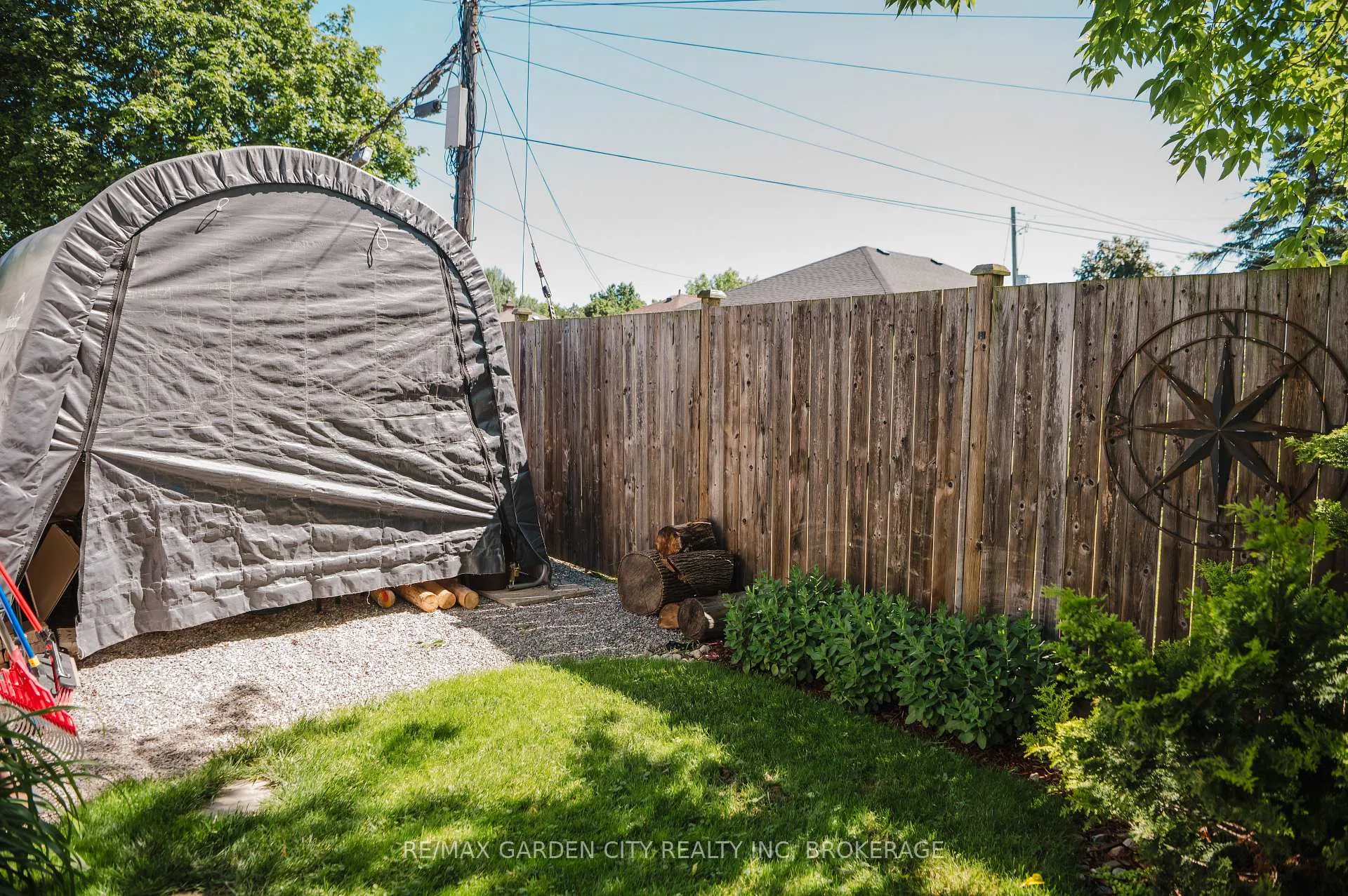 Photo 40 of 9 Blain Place, St. Catharines, E. Chester — HOMEH