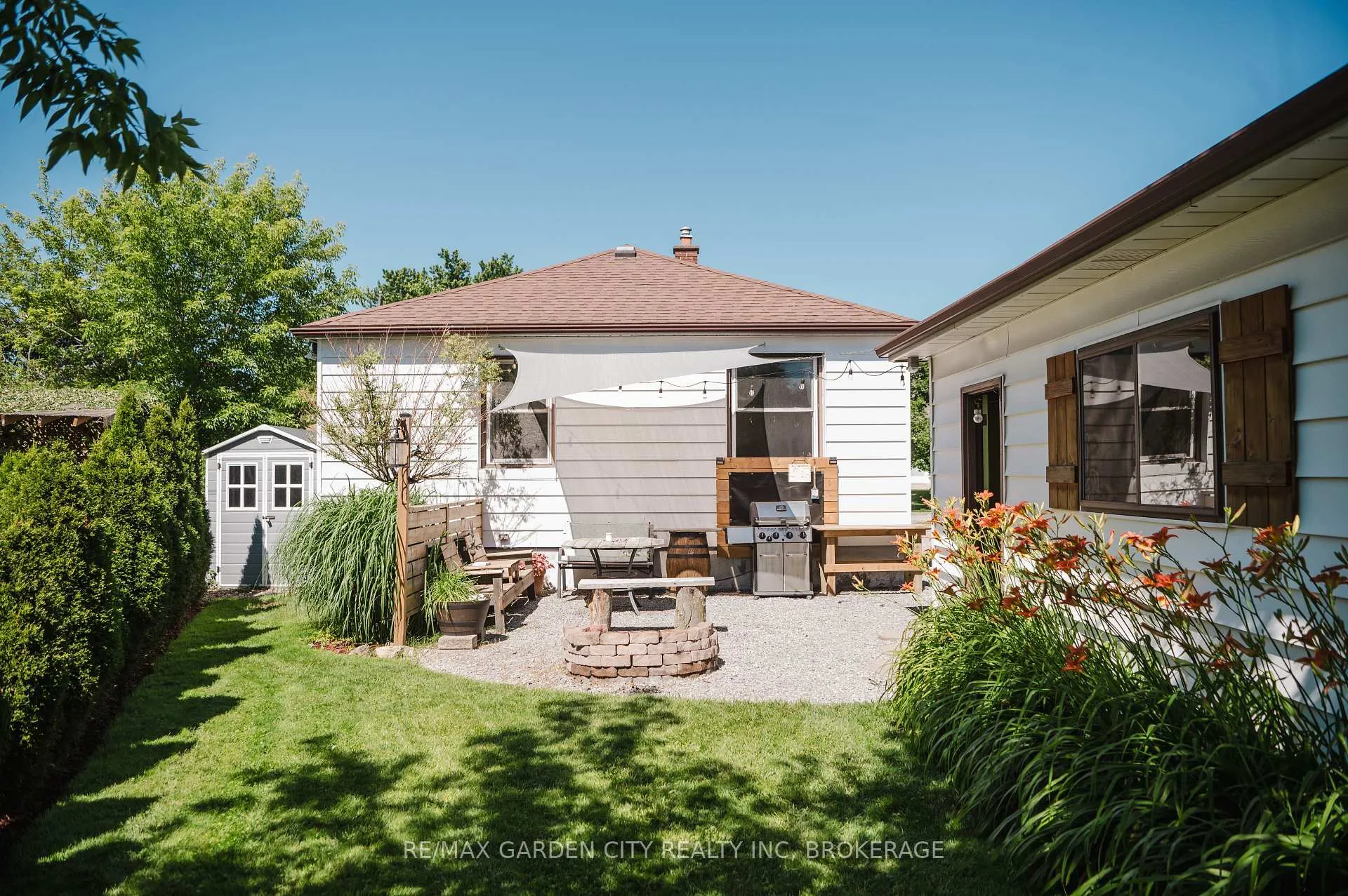 Photo 42 of 9 Blain Place, St. Catharines, E. Chester — HOMEH