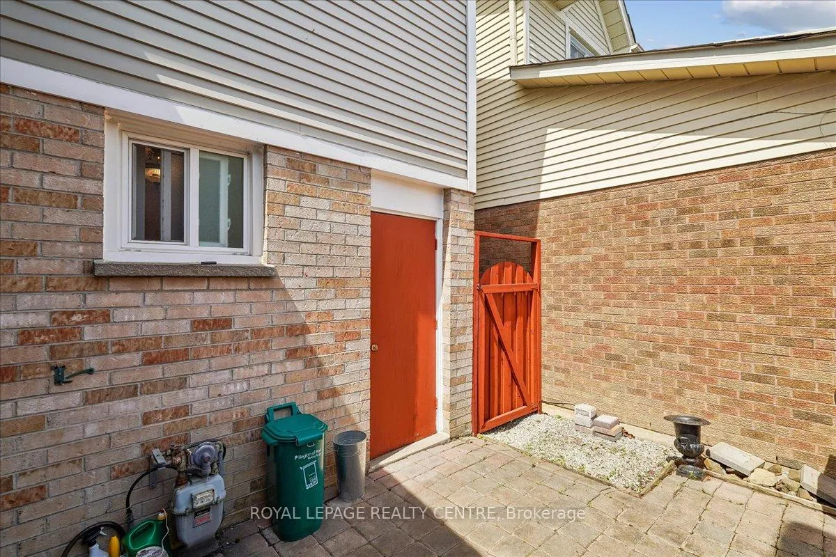 Photo 16 of 116 Chipmunk Crescent, Brampton, Sandringham-Wellington — HOMEH