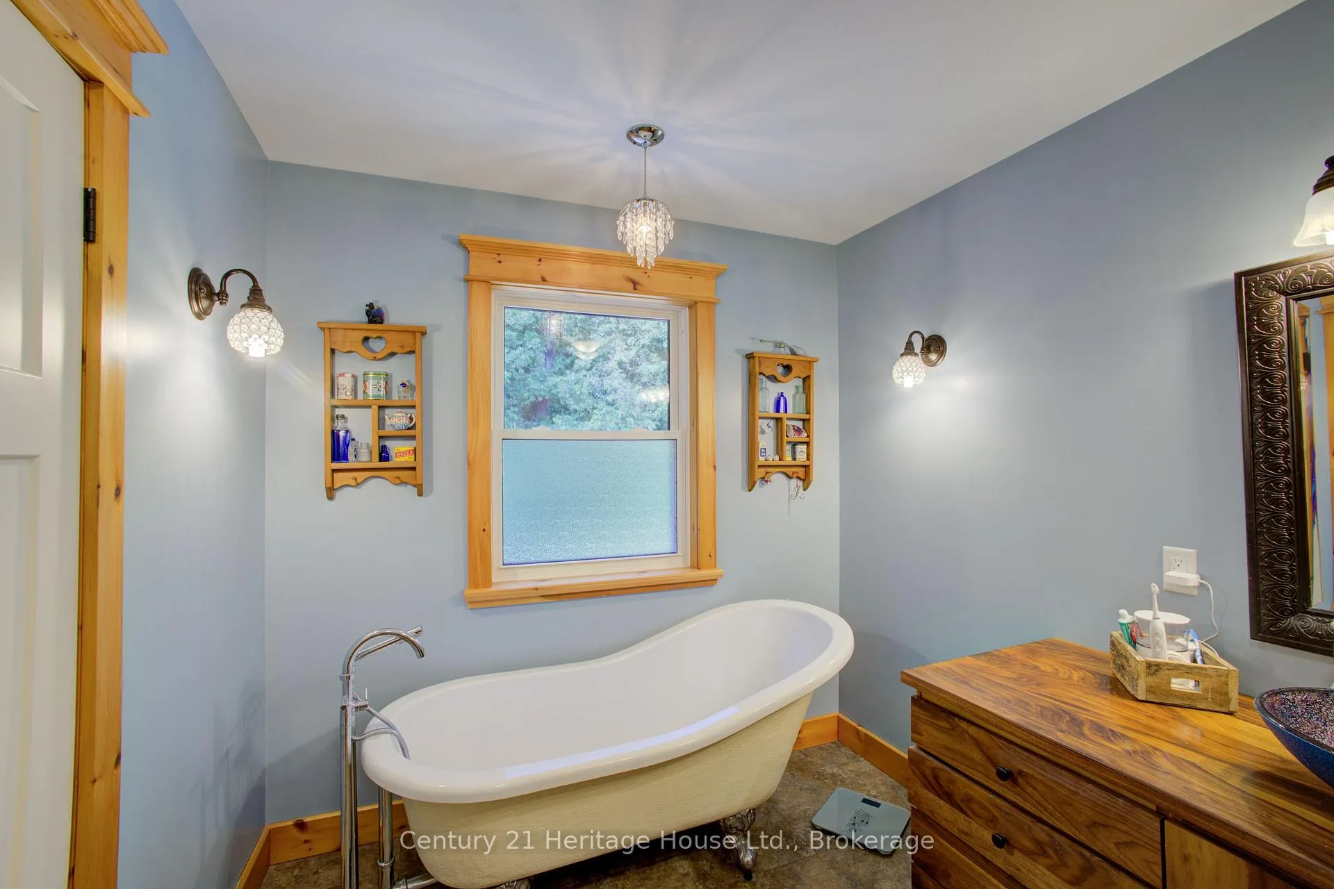 Photo 36 of 314844 6 Highway, West Grey — HOMEH