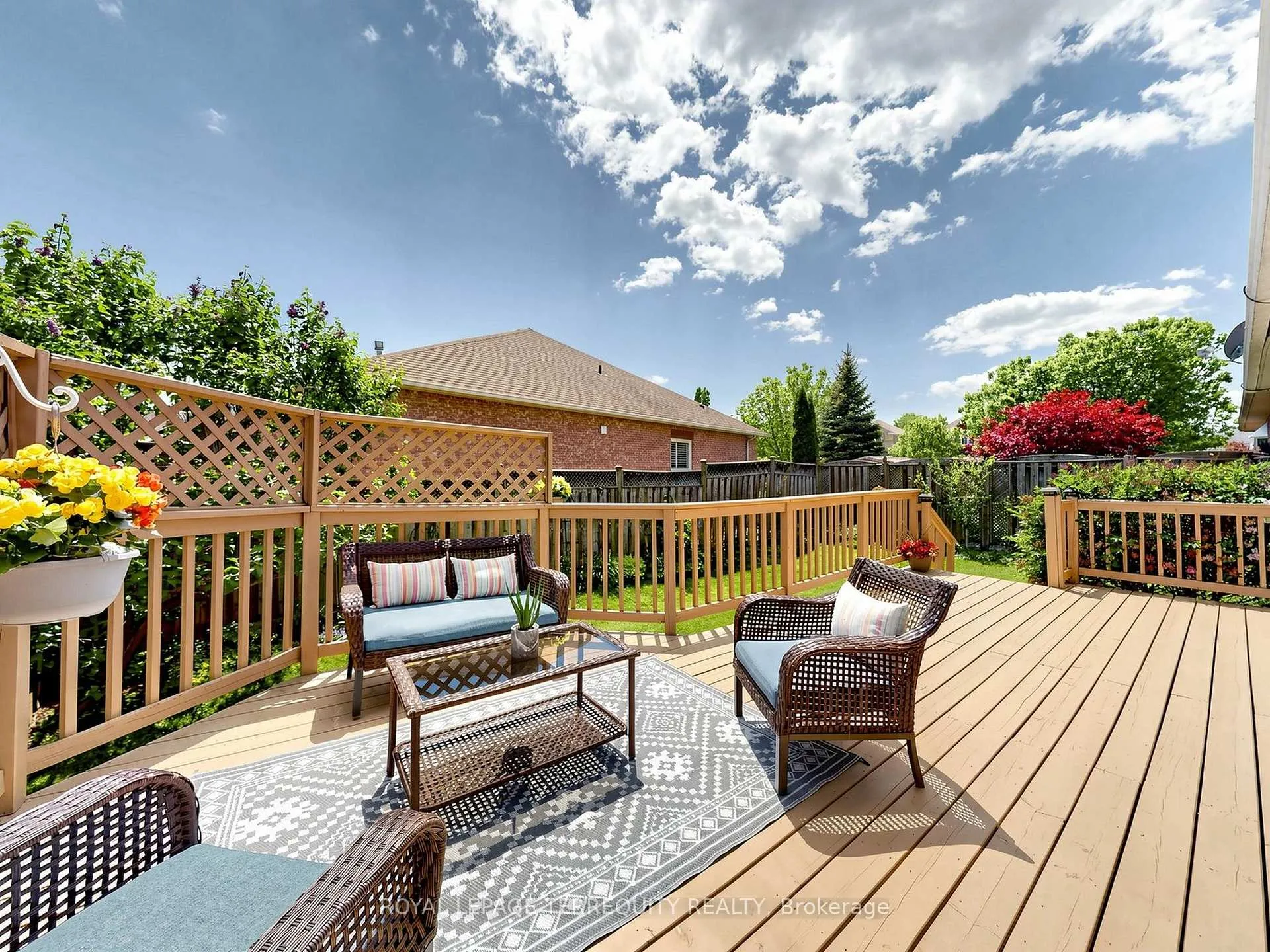 Photo 47 of 19 Johnson Crescent, Halton Hills, Georgetown — HOMEH