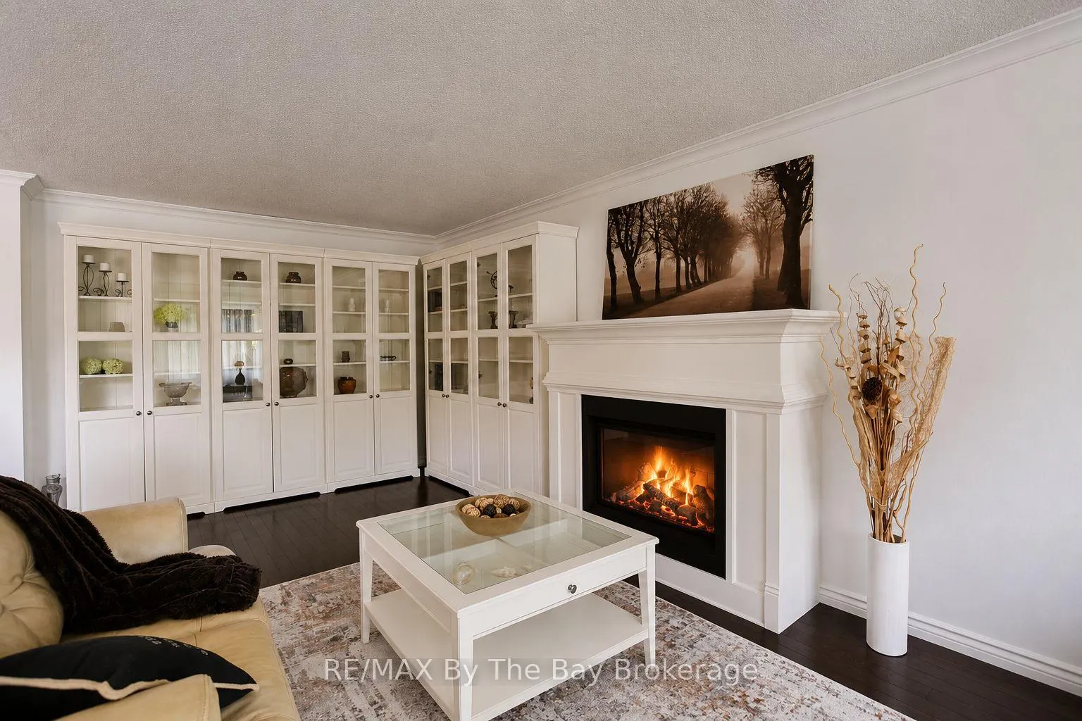 Photo 9 of 2 Birchmount Circle, Wasaga Beach — HOMEH
