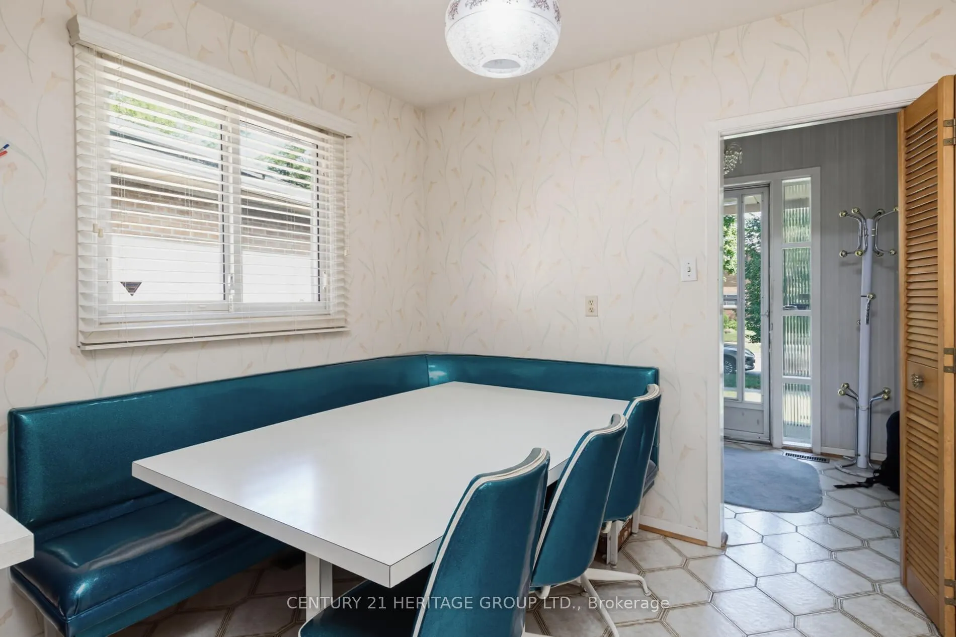Photo 9 of 29 Lockmere Terrace, North York, Don Valley Village — HOMEH
