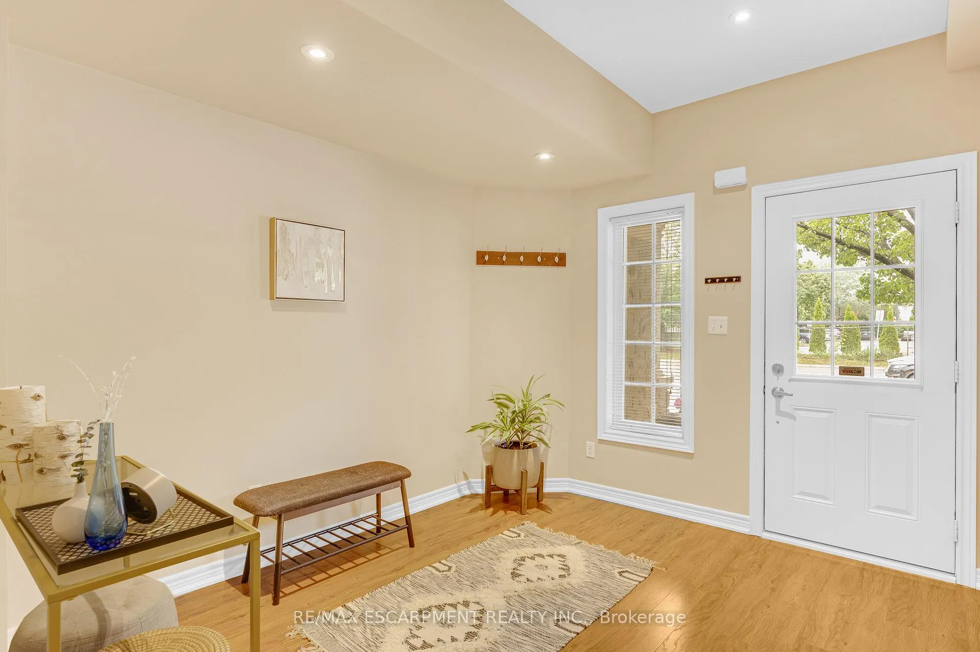 Photo 5 of 628 Brain Common, Burlington, Shoreacres — HOMEH