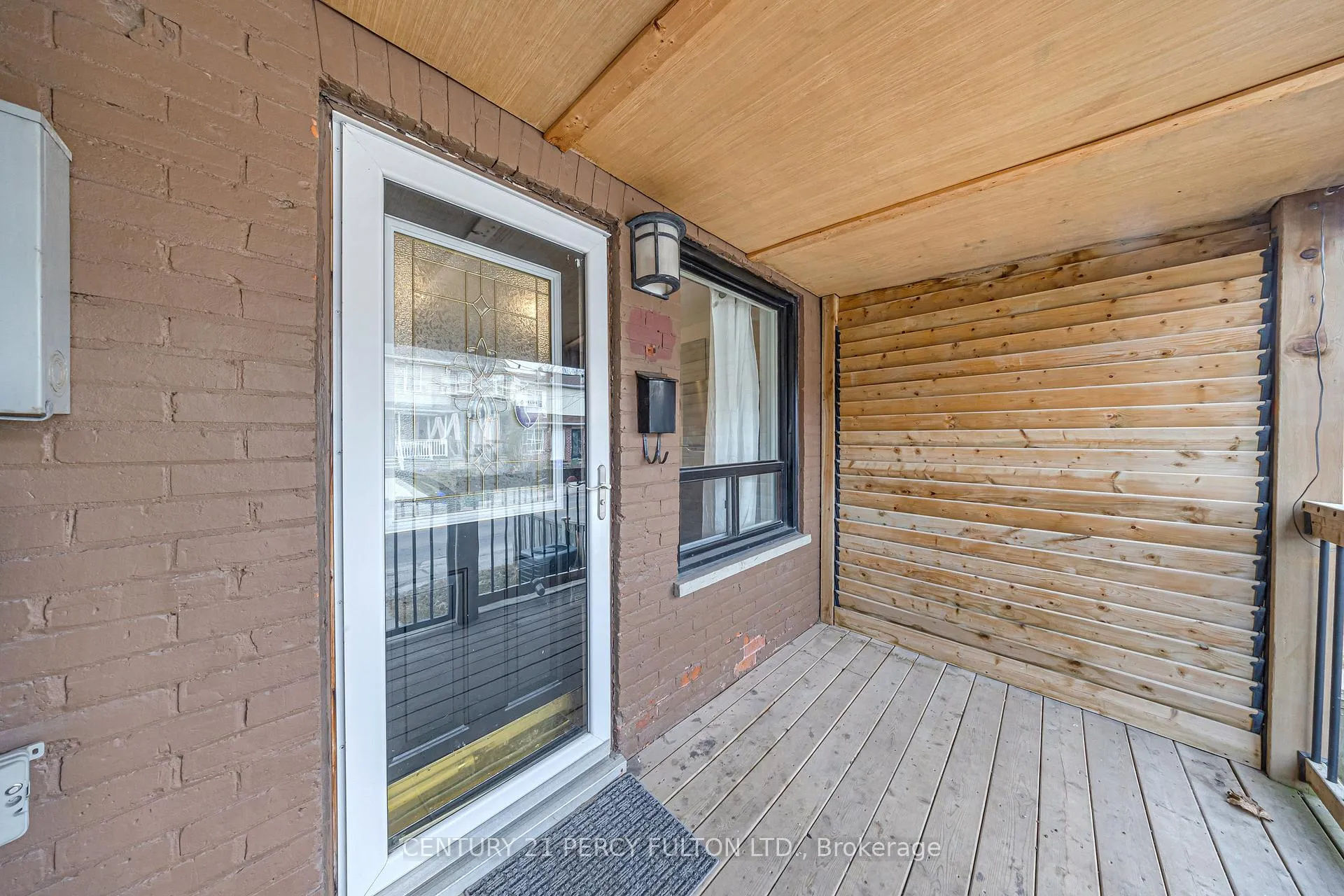 Photo 3 of 157 Olive Avenue, Oshawa, Central — HOMEH
